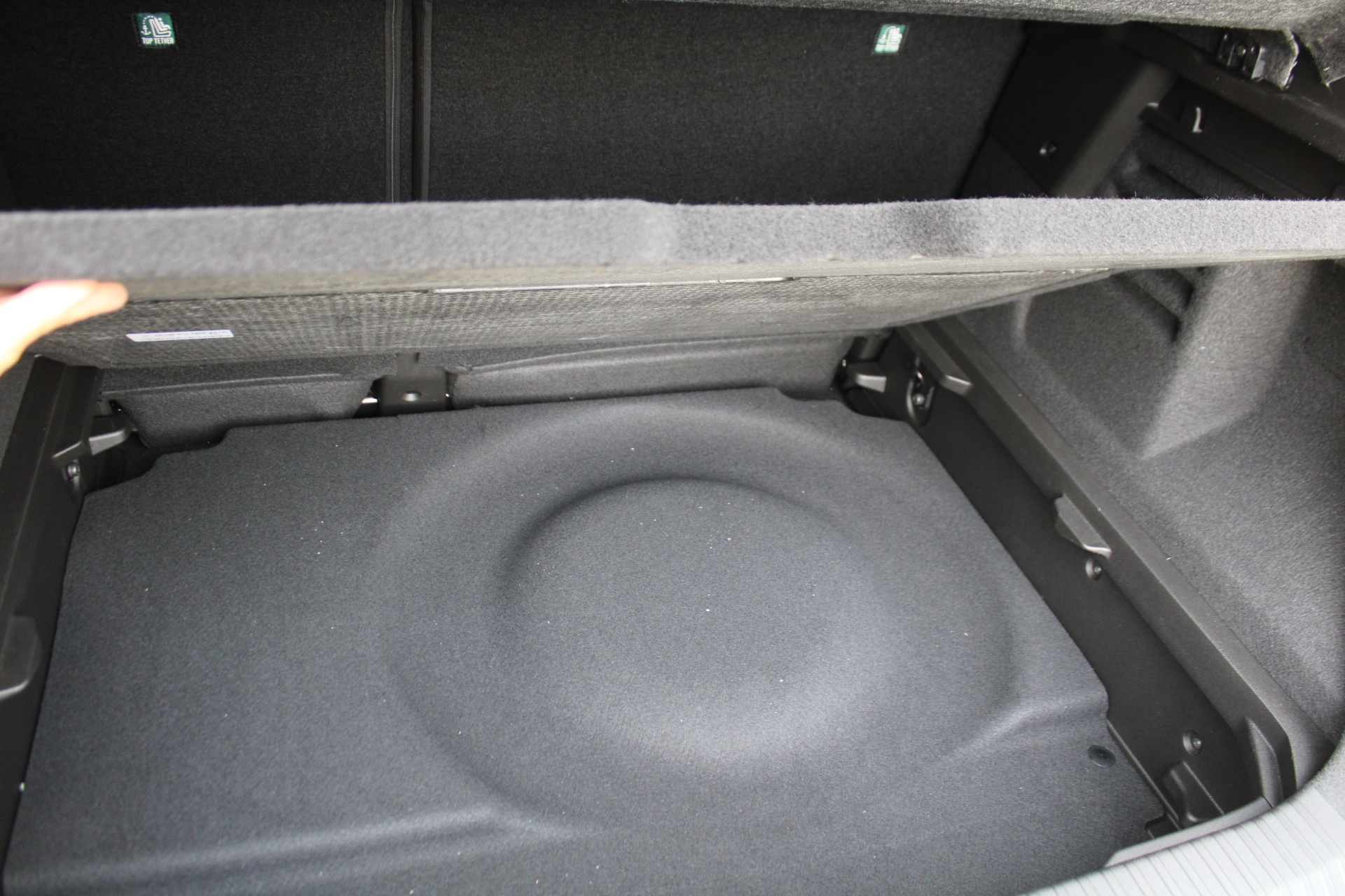 Mitsubishi Grandis Intense+ 1.8 HEV