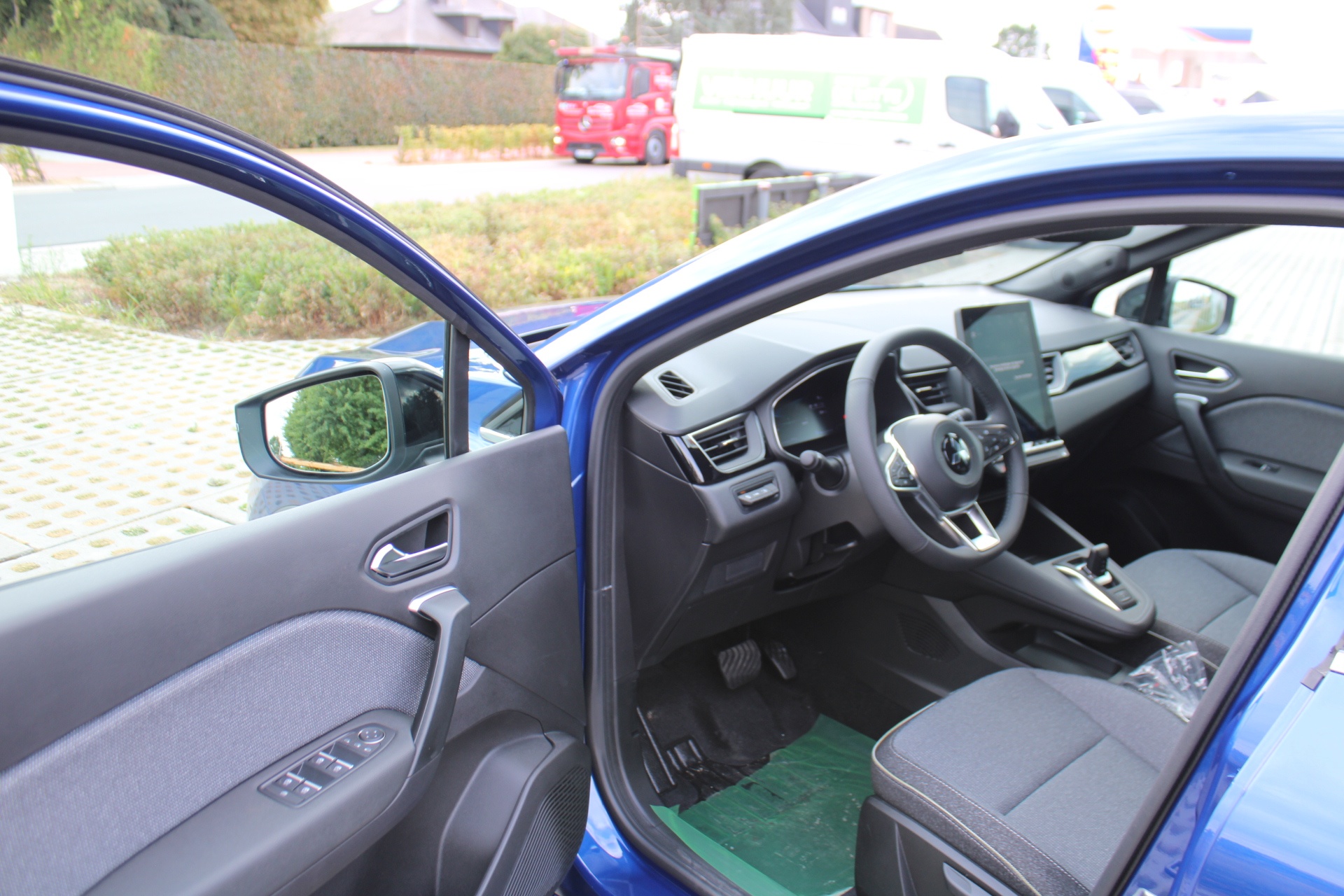 Mitsubishi Grandis Intense+ 1.8 HEV