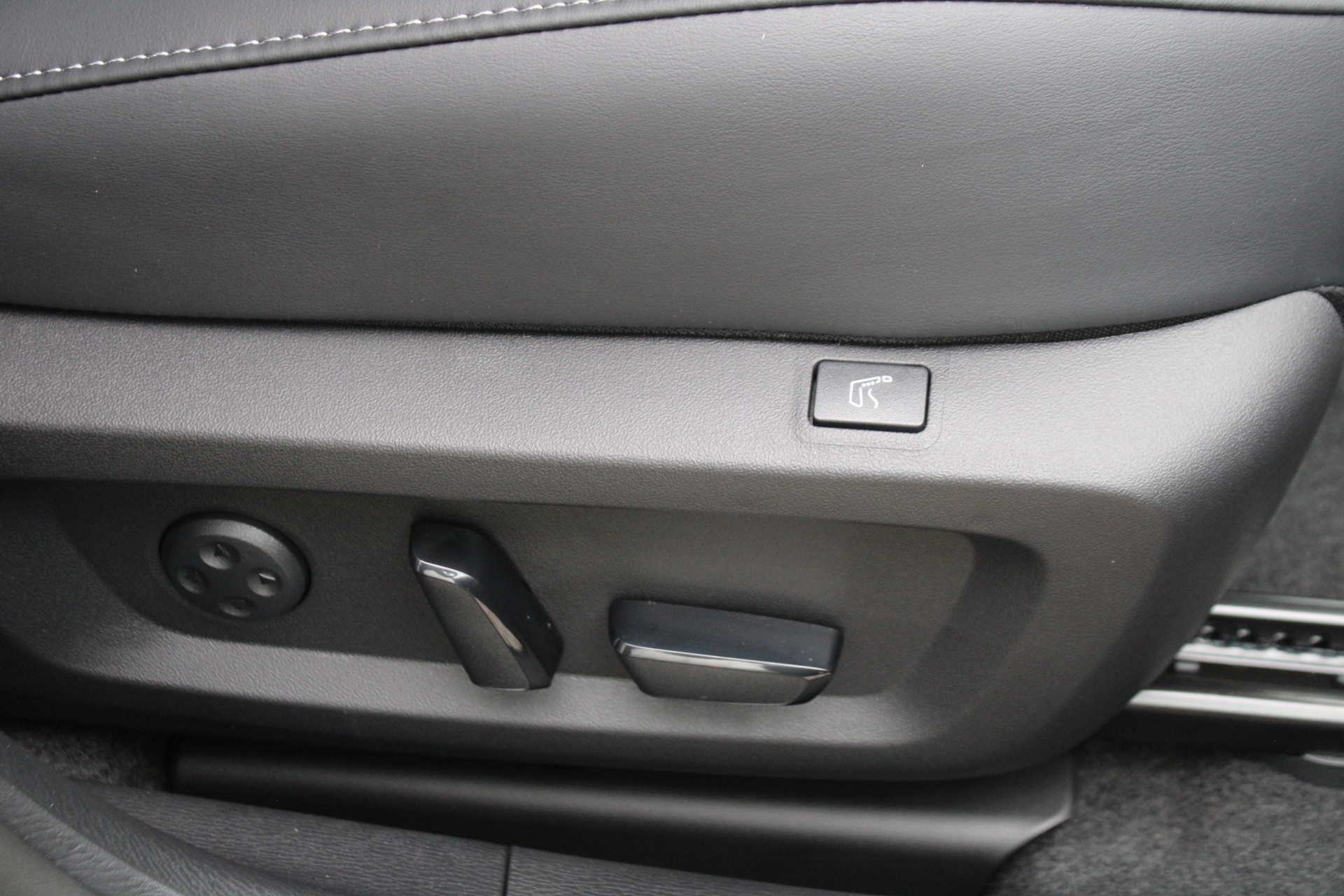 Mitsubishi Outlander Black Edition PHEV