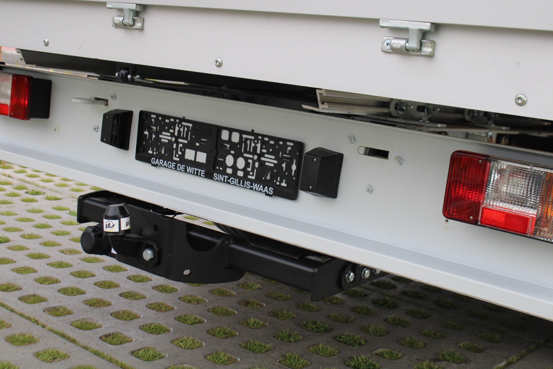 Maxus Deliver9 OPEN LAADBAK MET TOOLBOX L3H0 LUXURY RWD