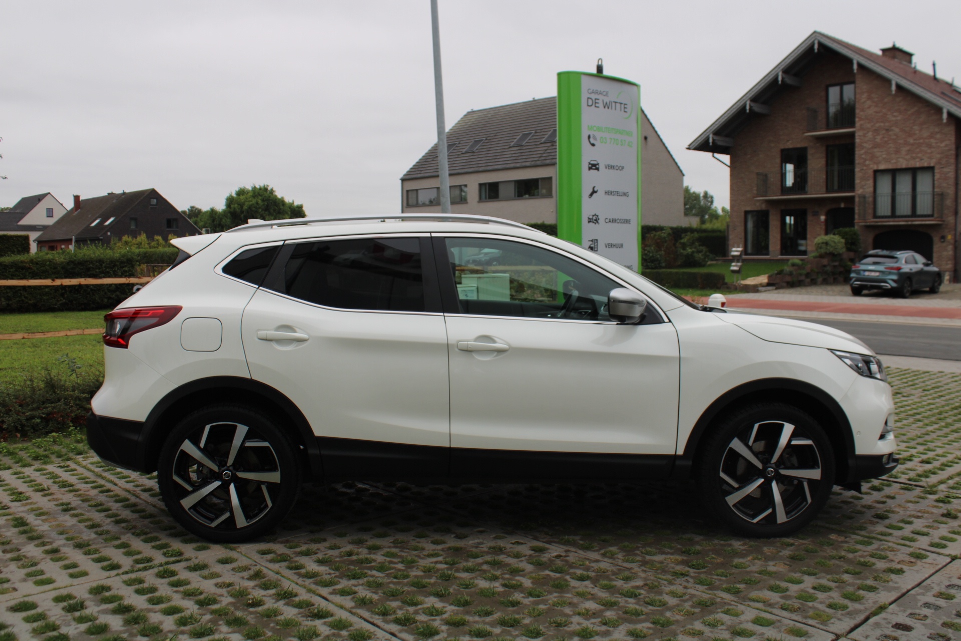 Nissan QASHQAI Tekna Plus DIG-T 140pk MT