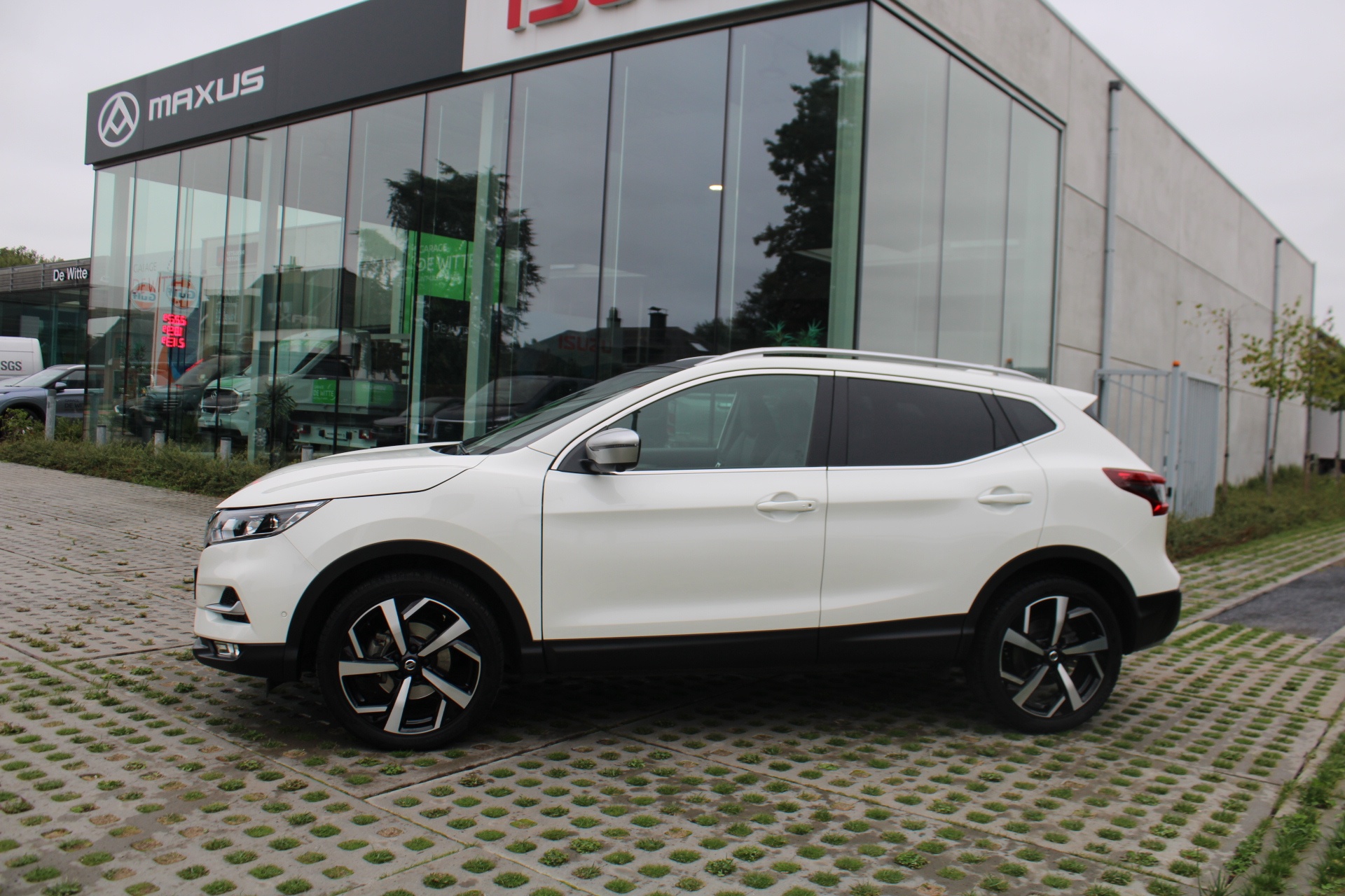 Nissan QASHQAI Tekna Plus DIG-T 140pk MT