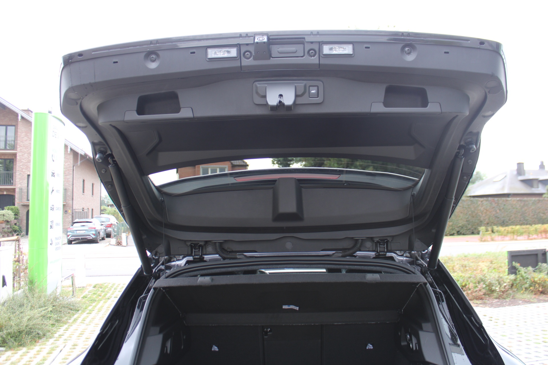Mitsubishi Eclipse Cross Intense+