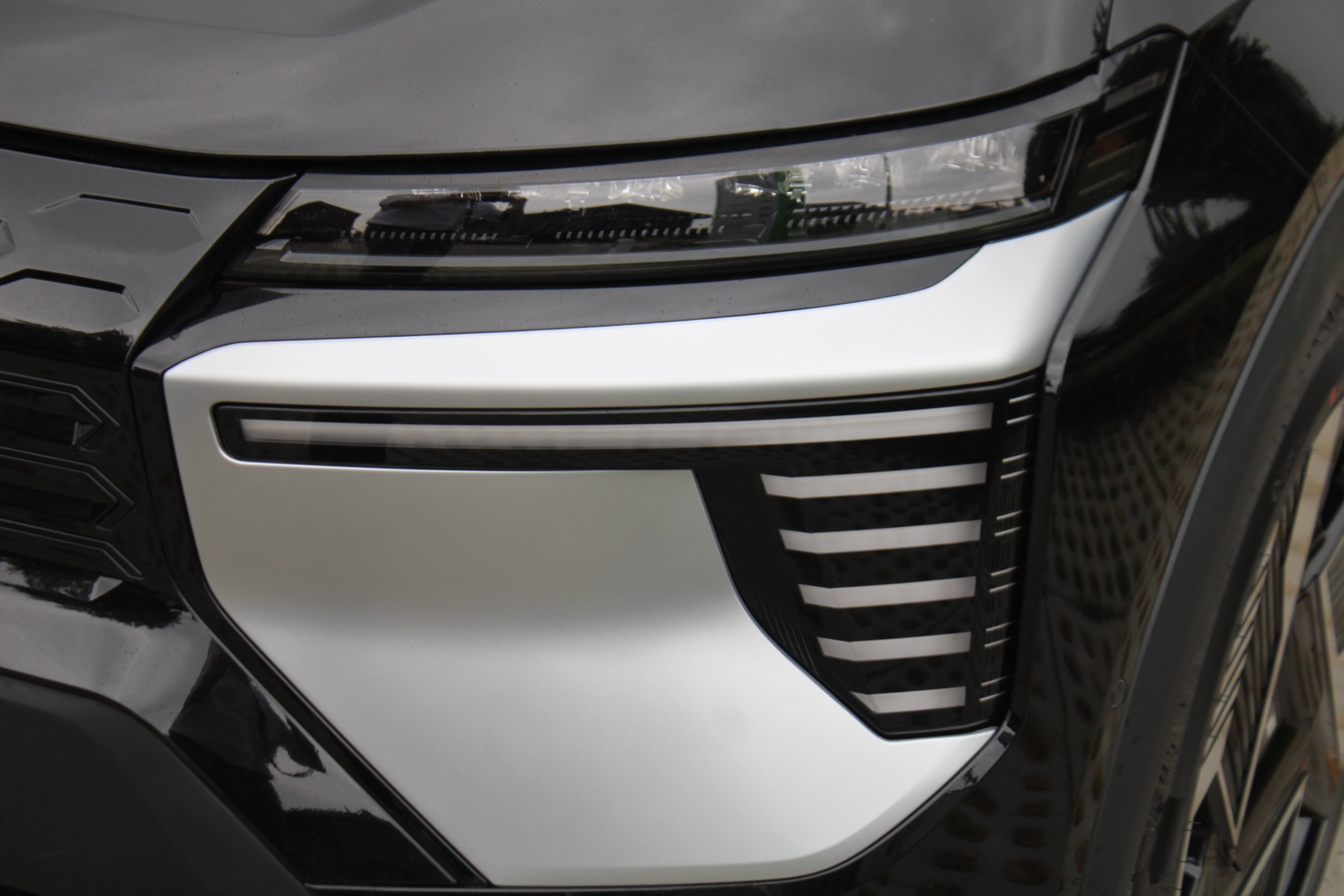 Mitsubishi Eclipse Cross Intense+
