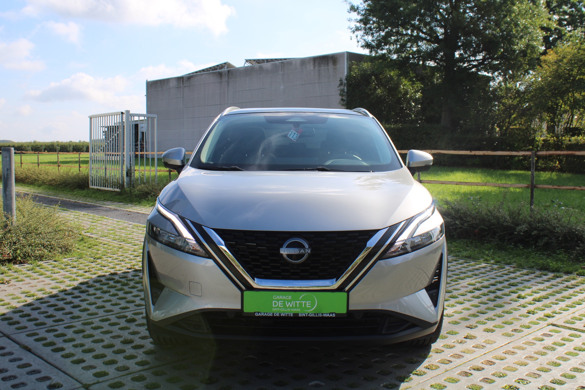 Nissan QASHQAI Mild-Hybrid N-Connecta Xtronic + Glass Roof