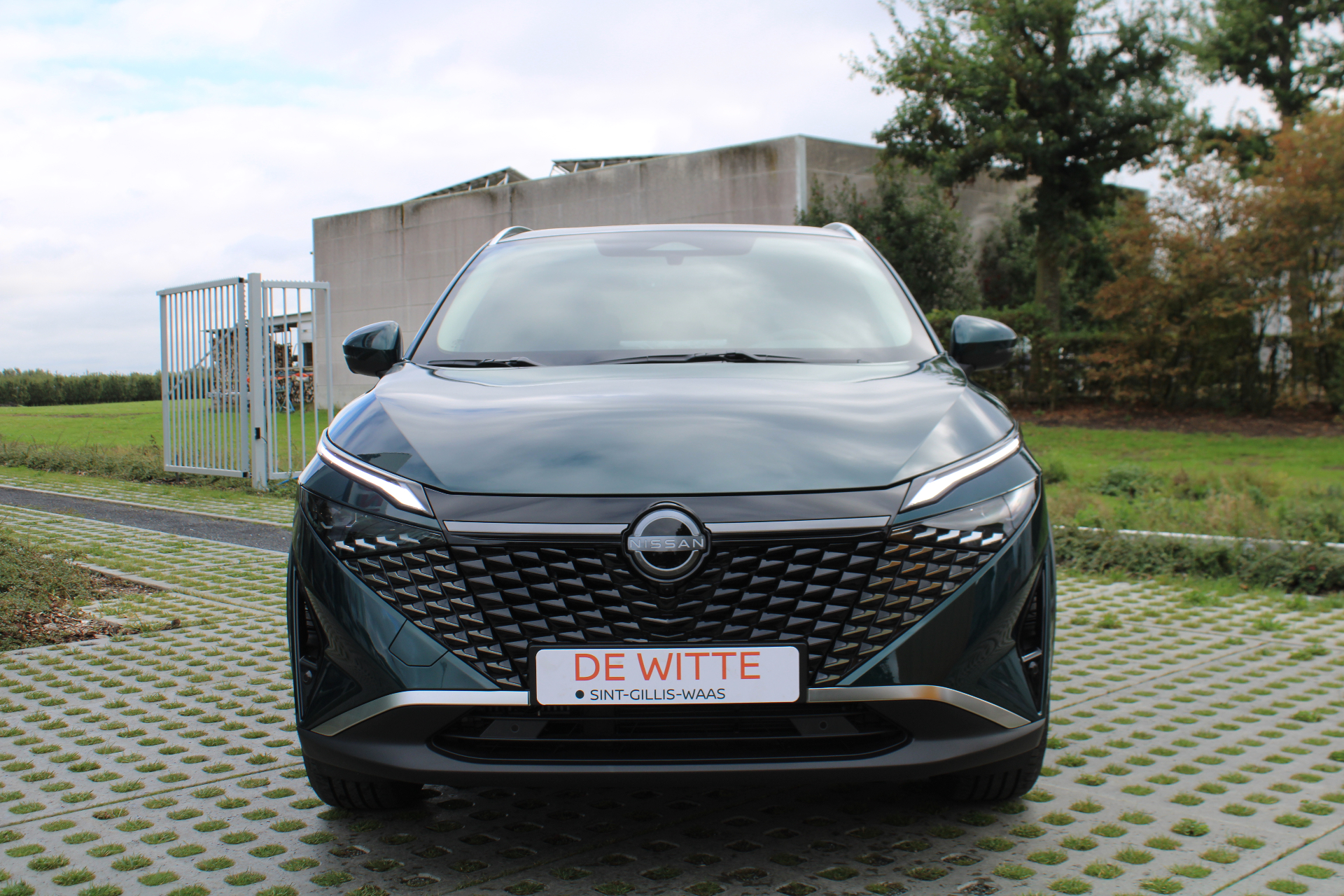 Nissan QASHQAI e-Power N-Connecta + Glass Roof + Cold Pack
