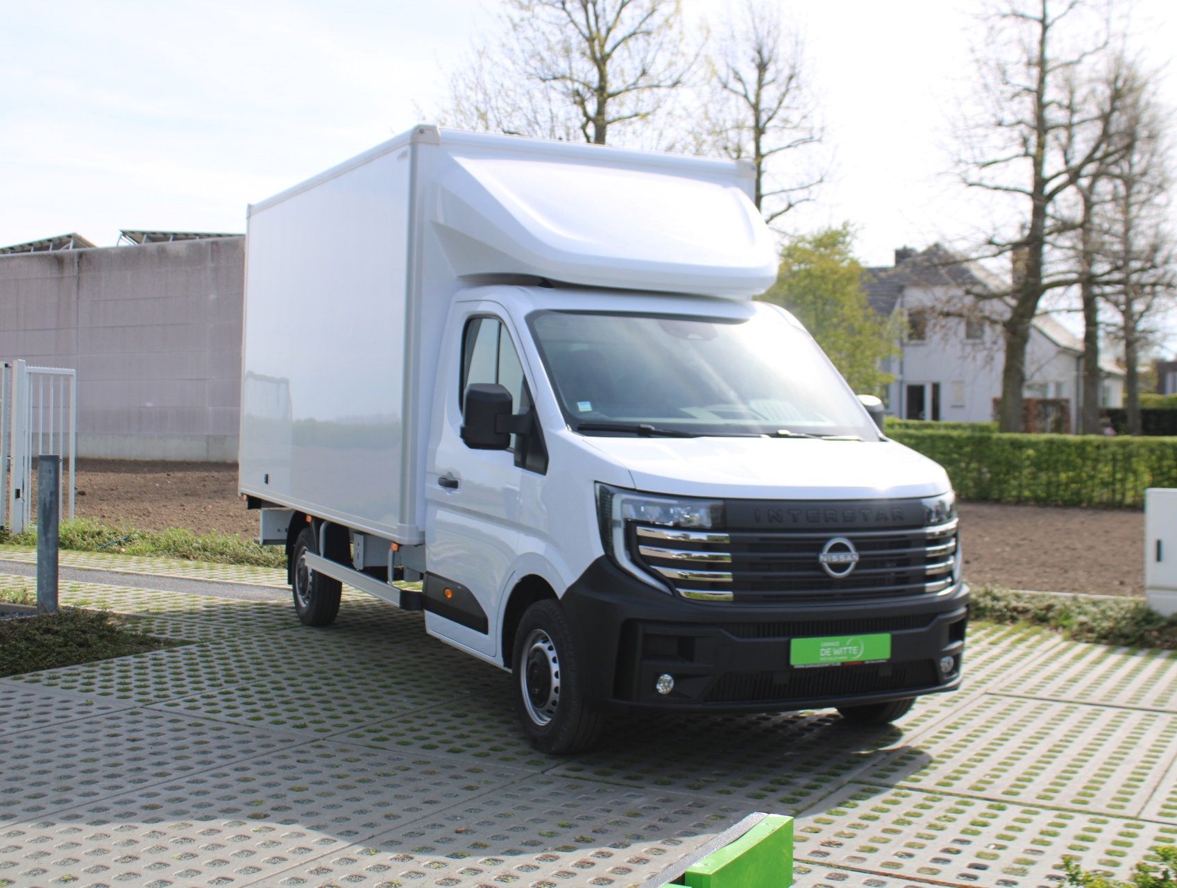 Nissan Interstar BOX MET LAADBRUG L3H1 170pk N-Connecta