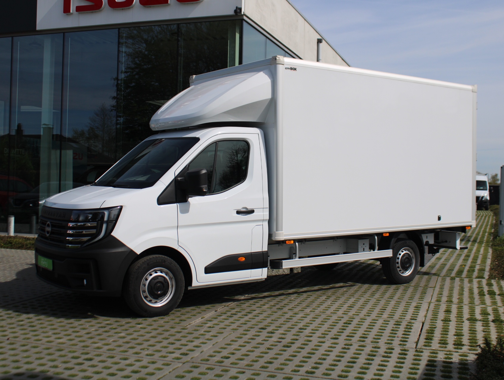 Nissan Interstar BOX MET LAADBRUG L3H1 170pk N-Connecta