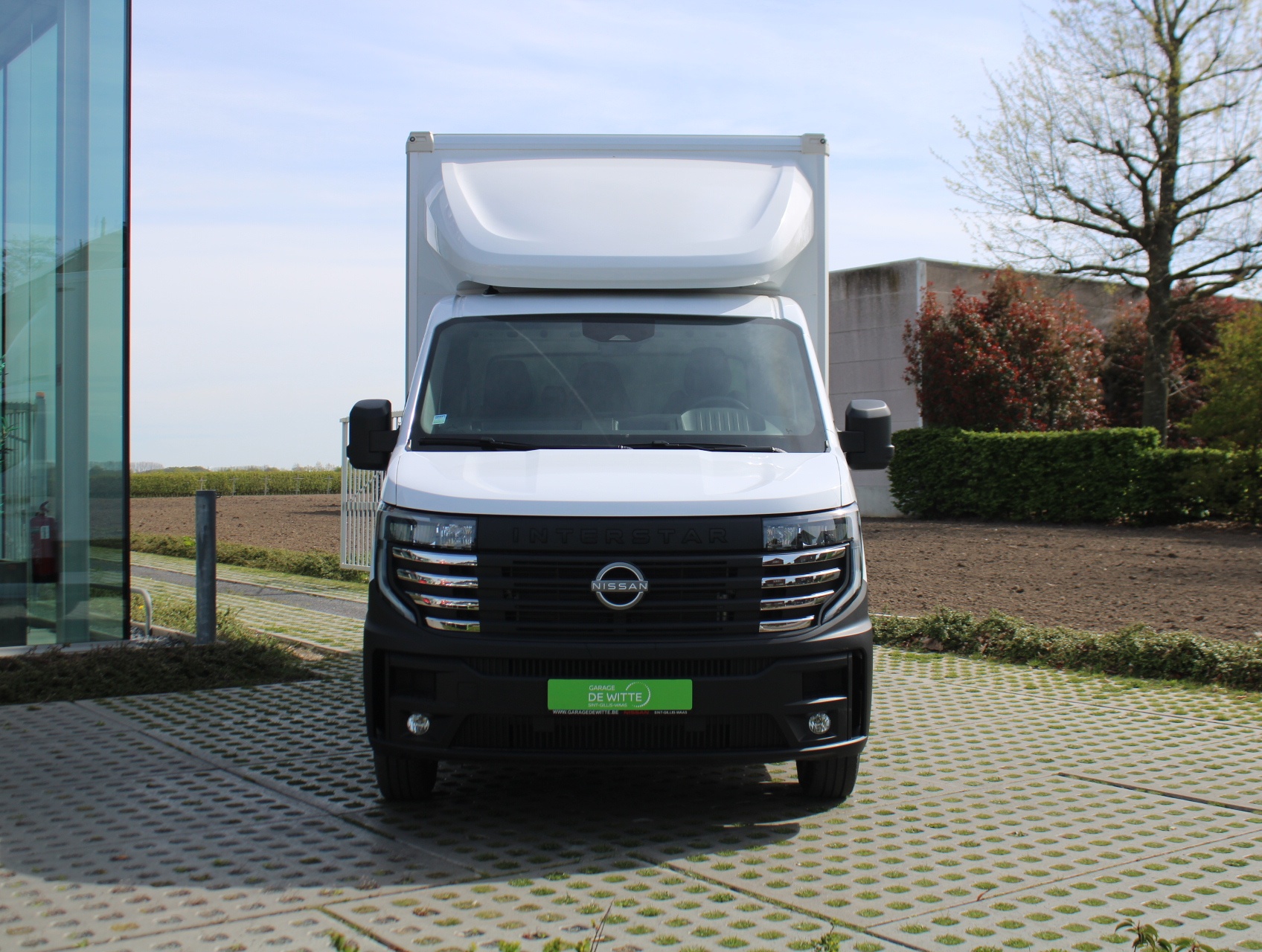 Nissan Interstar BOX MET LAADBRUG L3H1 170pk N-Connecta