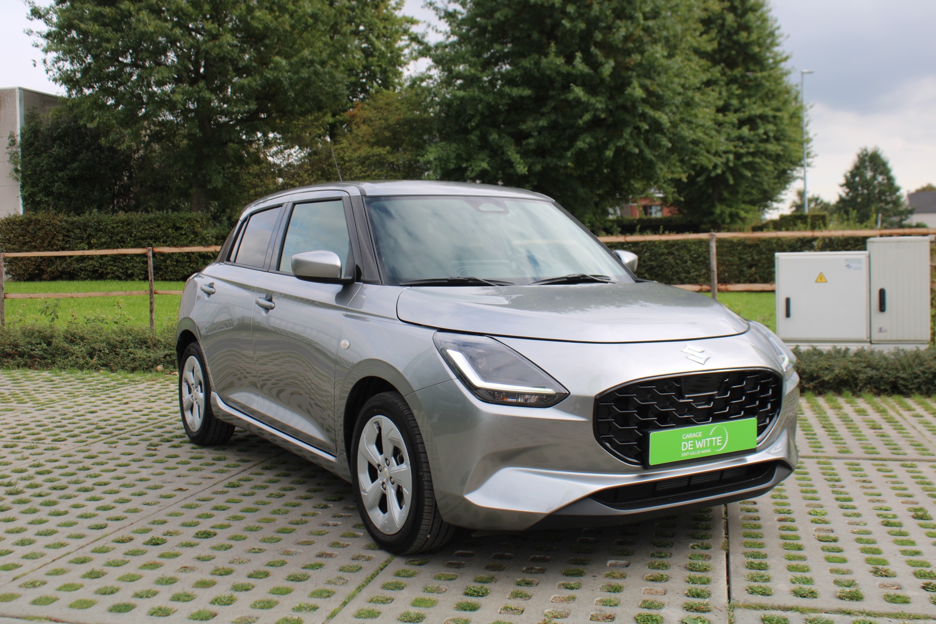 Suzuki Swift Grand Luxe