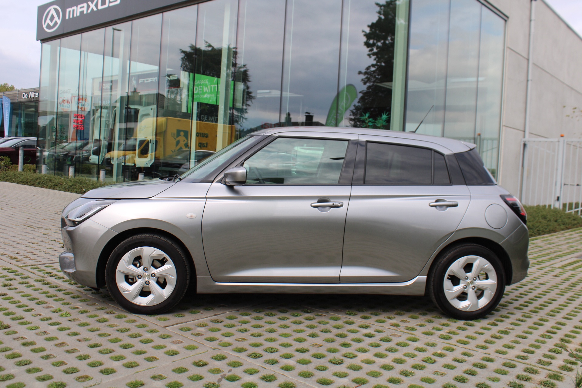 Suzuki Swift Grand Luxe