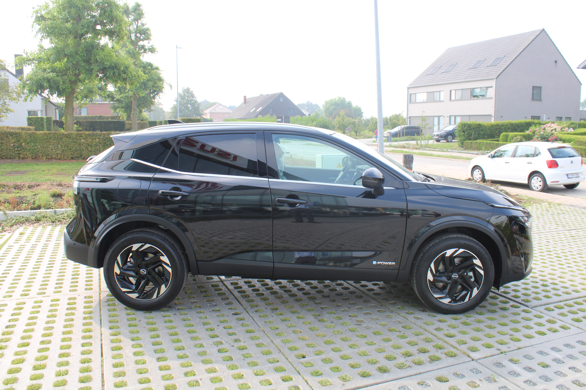 Nissan QASHQAI e-Power N-Connecta + Glass Roof + Cold Pack