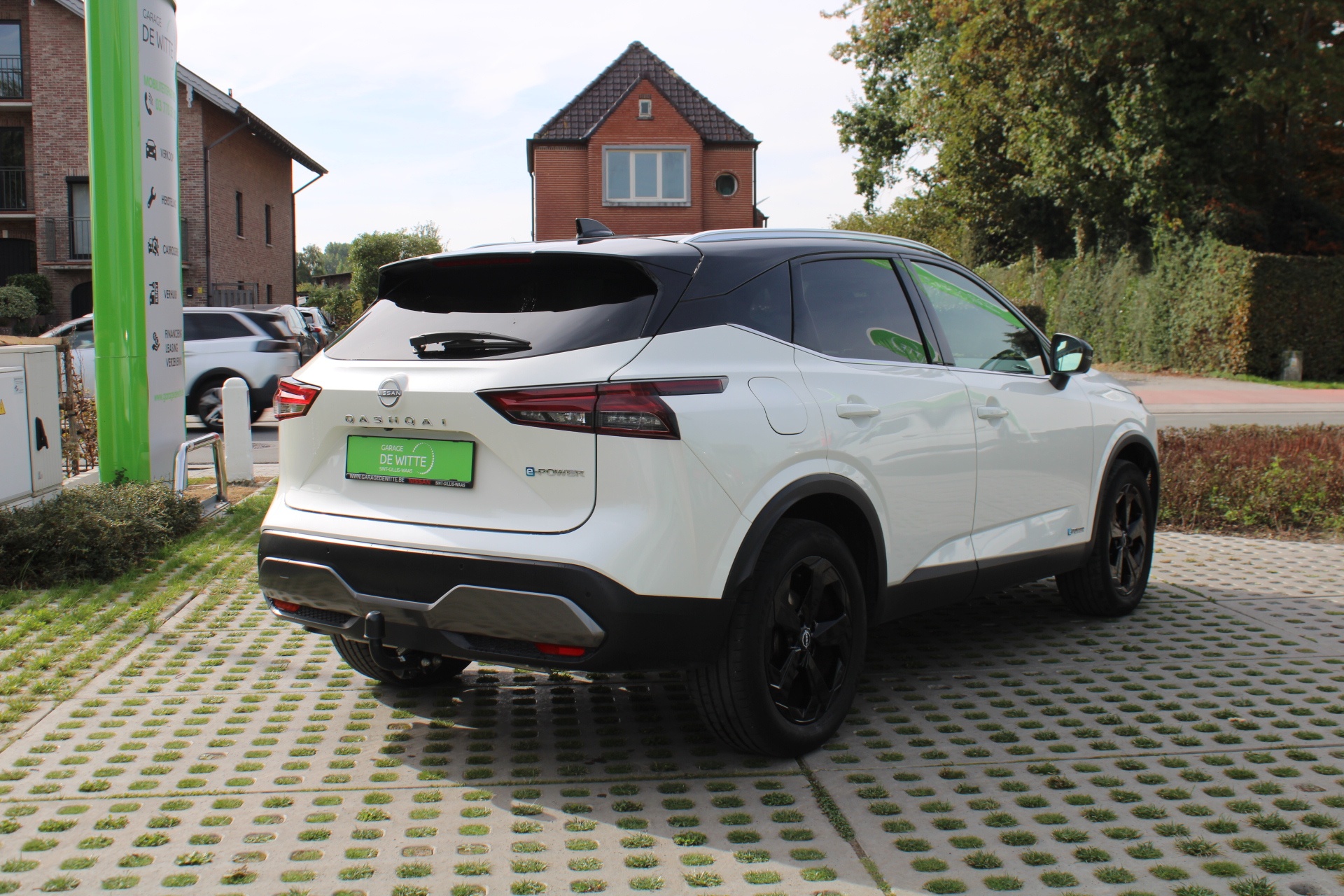 Nissan QASHQAI Kuro edition + TECH PACK e-POWER