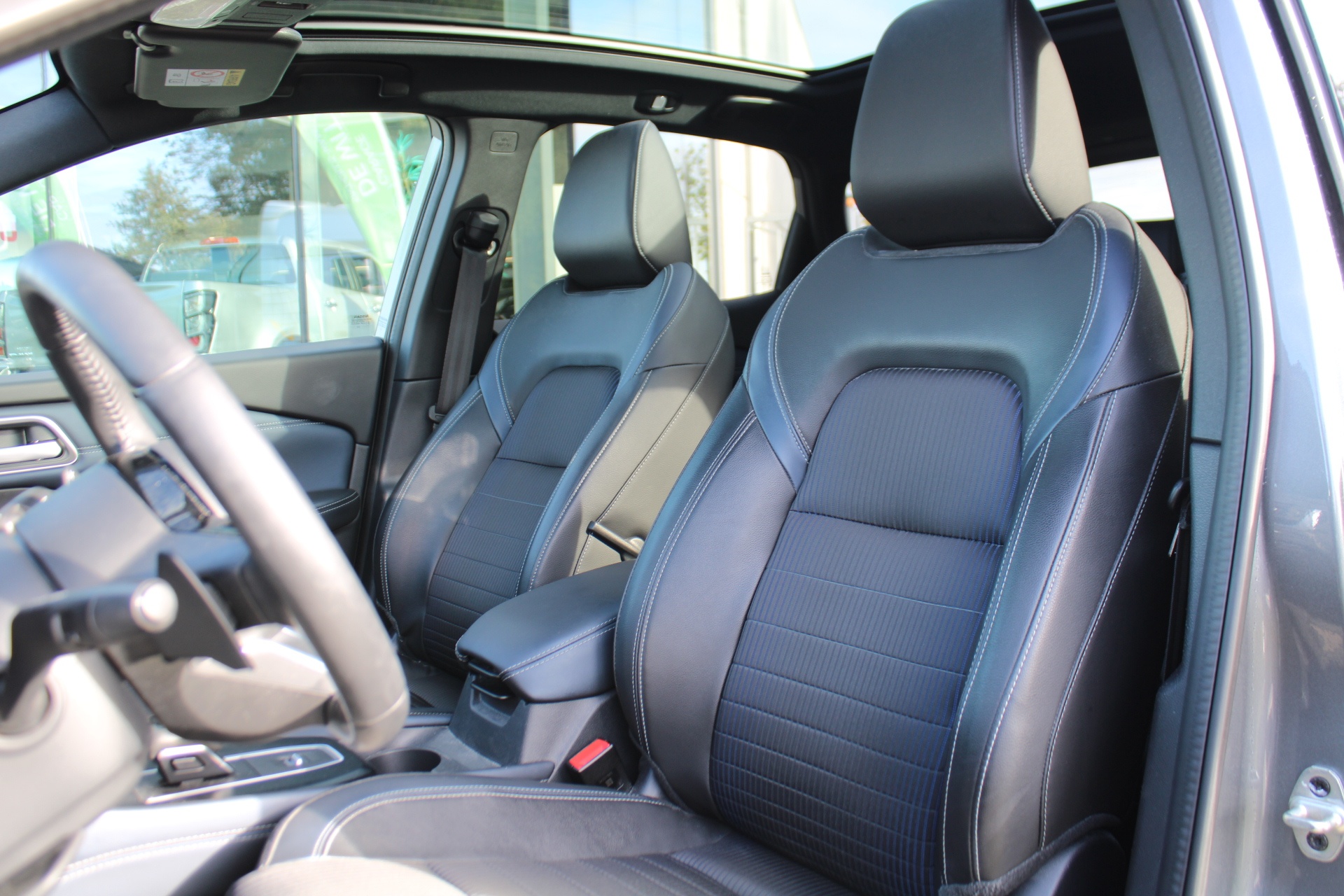 Nissan QASHQAI Mild-Hybrid Tekna (Automaat)