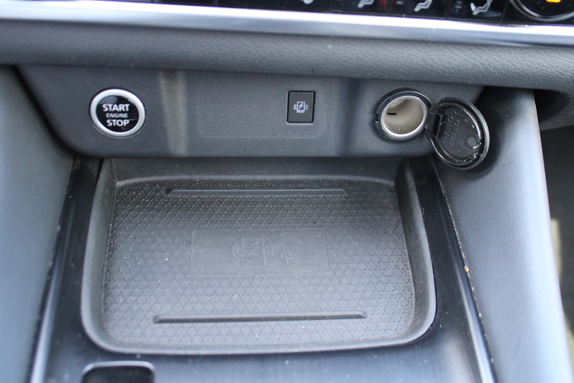 Nissan QASHQAI Mild-Hybrid Tekna (Automaat)