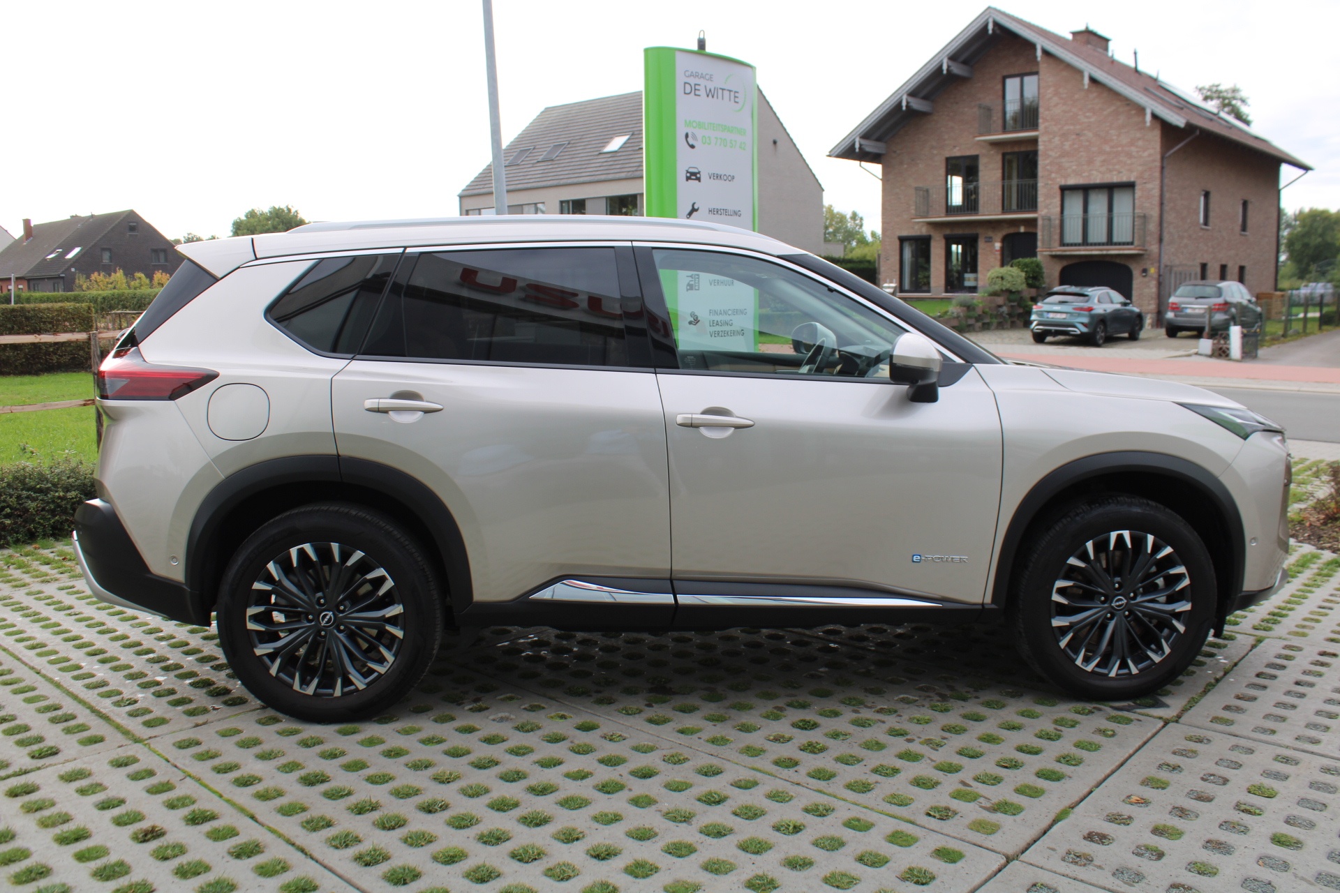 Nissan X-Trail e-4ORCE Tekna+ 4WD (7 Zitplaatsen)