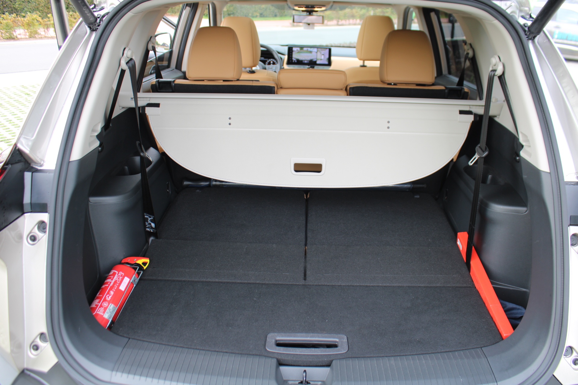 Nissan X-Trail e-4ORCE Tekna+ 4WD (7 Zitplaatsen)