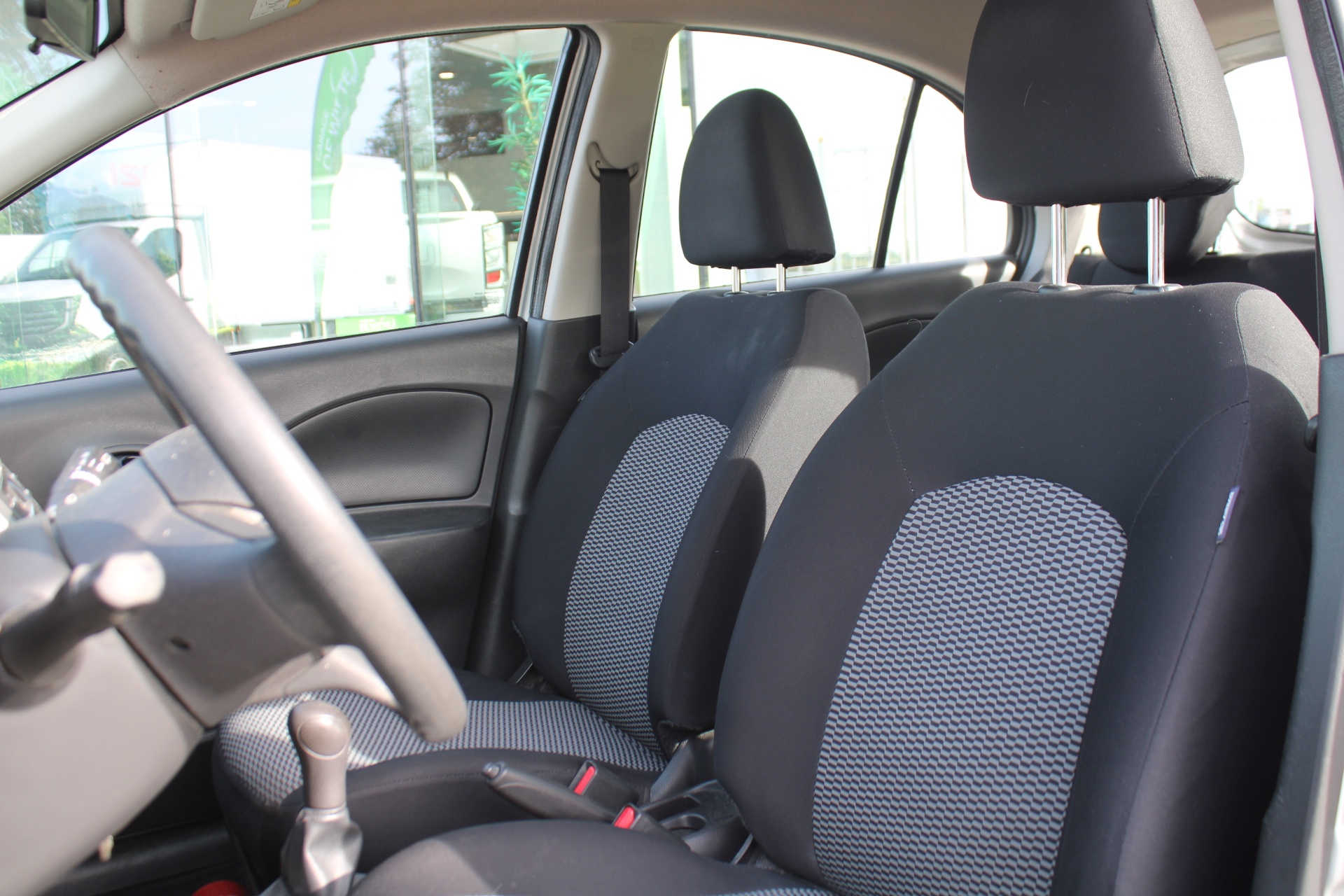Nissan Micra Visia