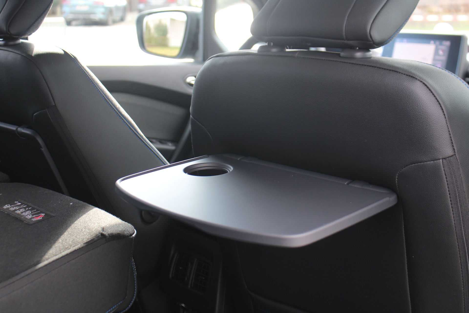 Nissan Townstar COMBI L2H1 TEKNA – 7 Zitplaatsen