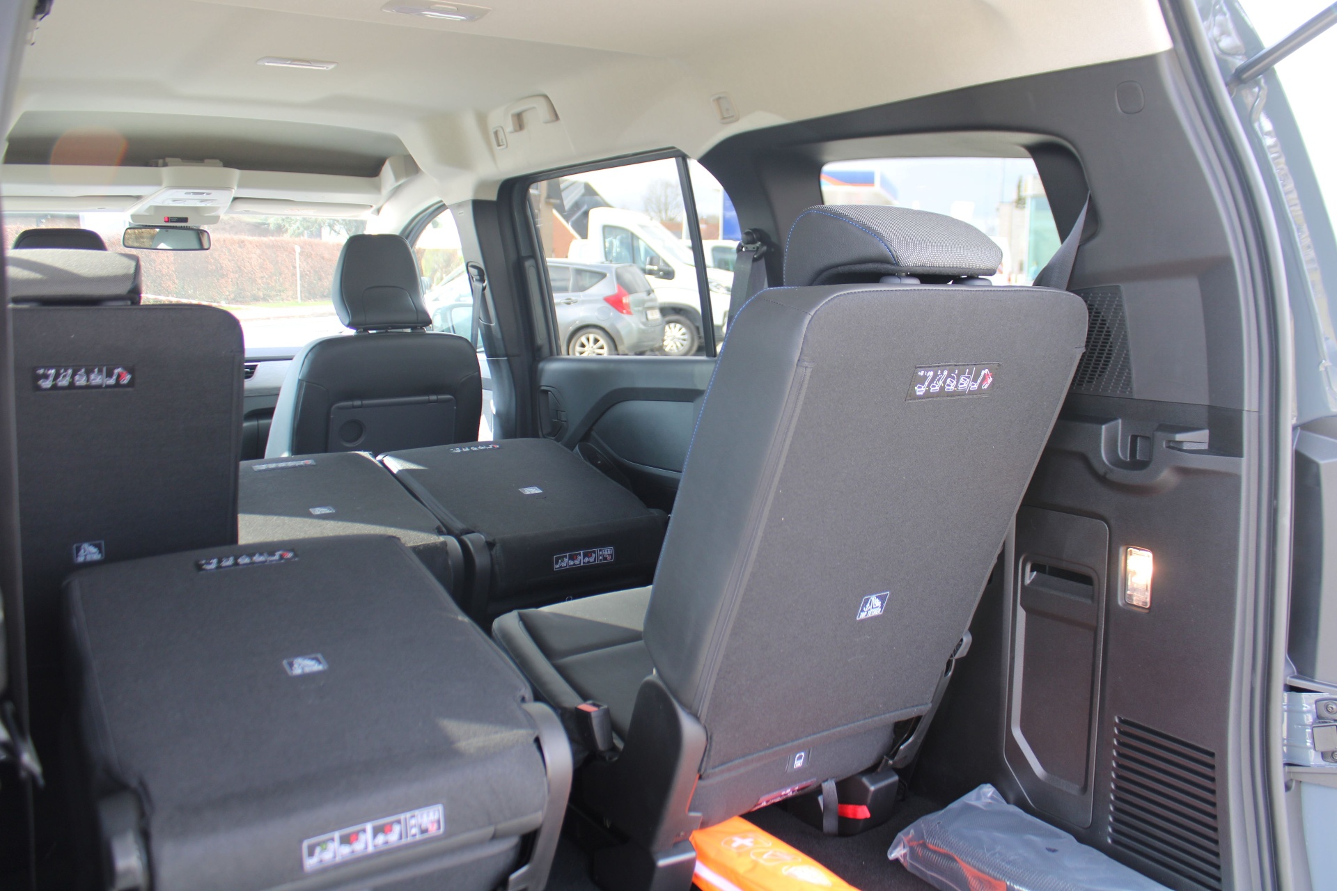 Nissan Townstar COMBI L2H1 TEKNA – 7 Zitplaatsen