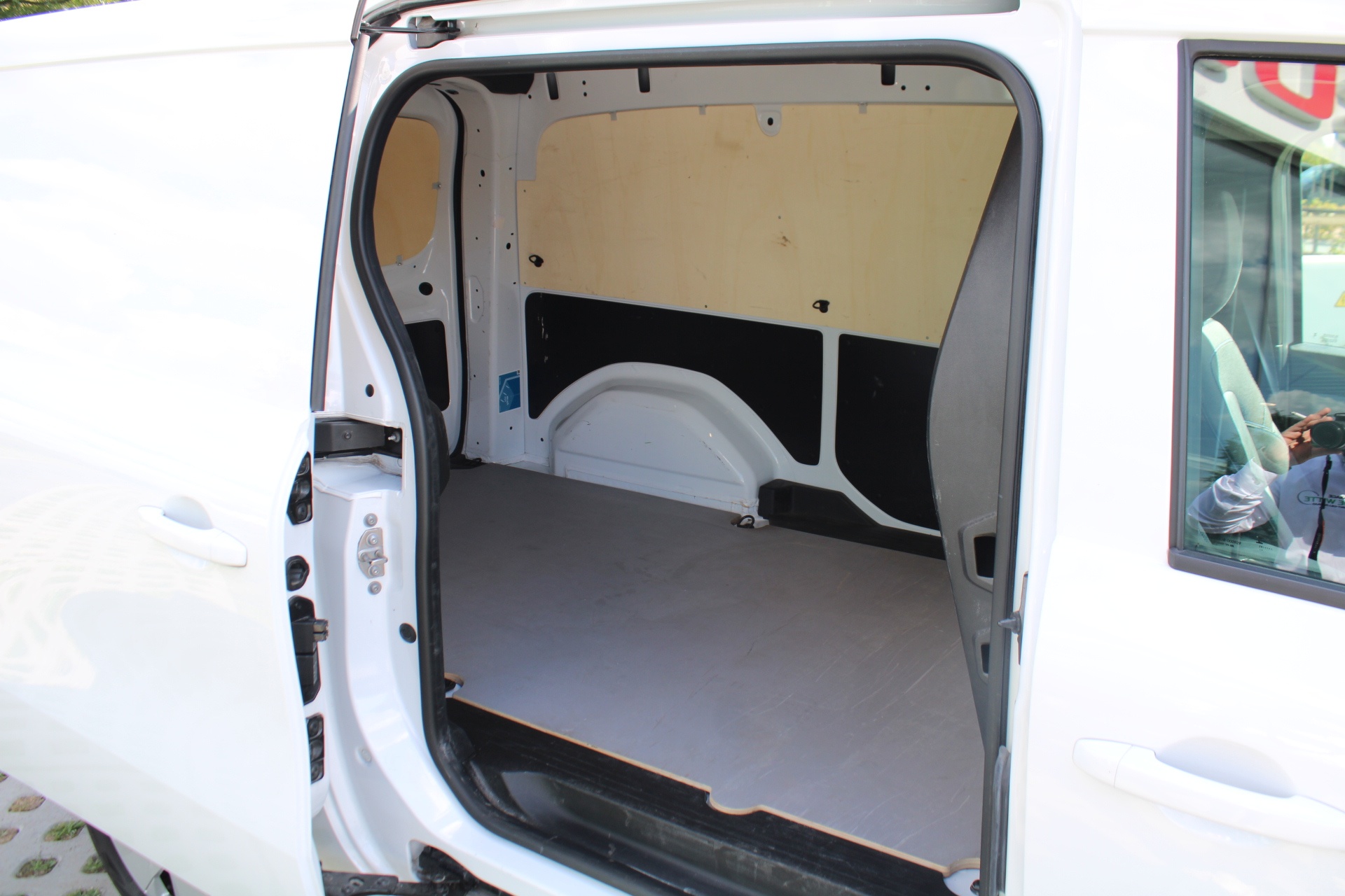 Nissan Townstar VAN L2H1 N-CONNECTA 130pk + Cargo Pack