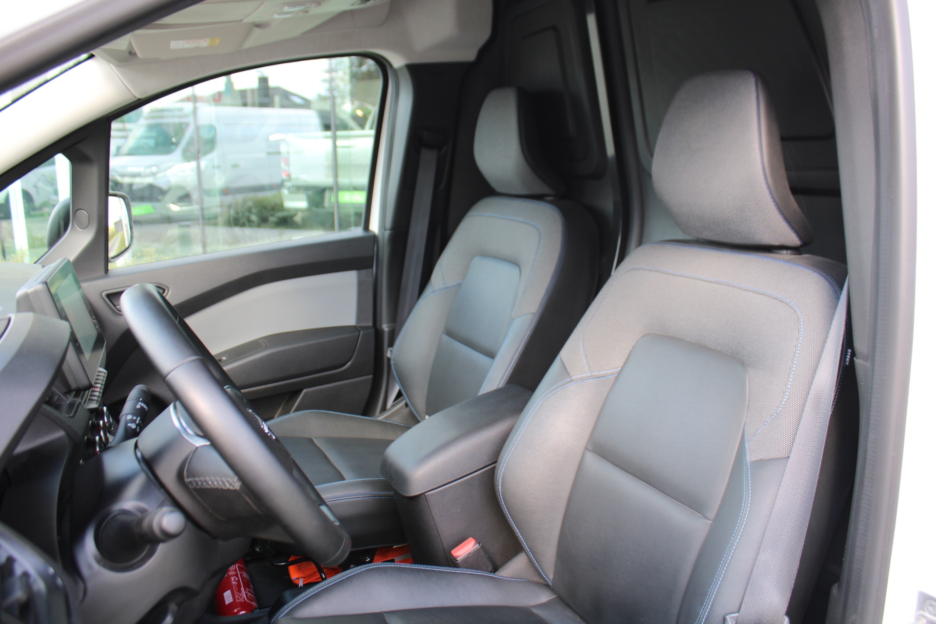 Nissan Townstar VAN L2H1 N-CONNECTA 130pk + Cargo Pack