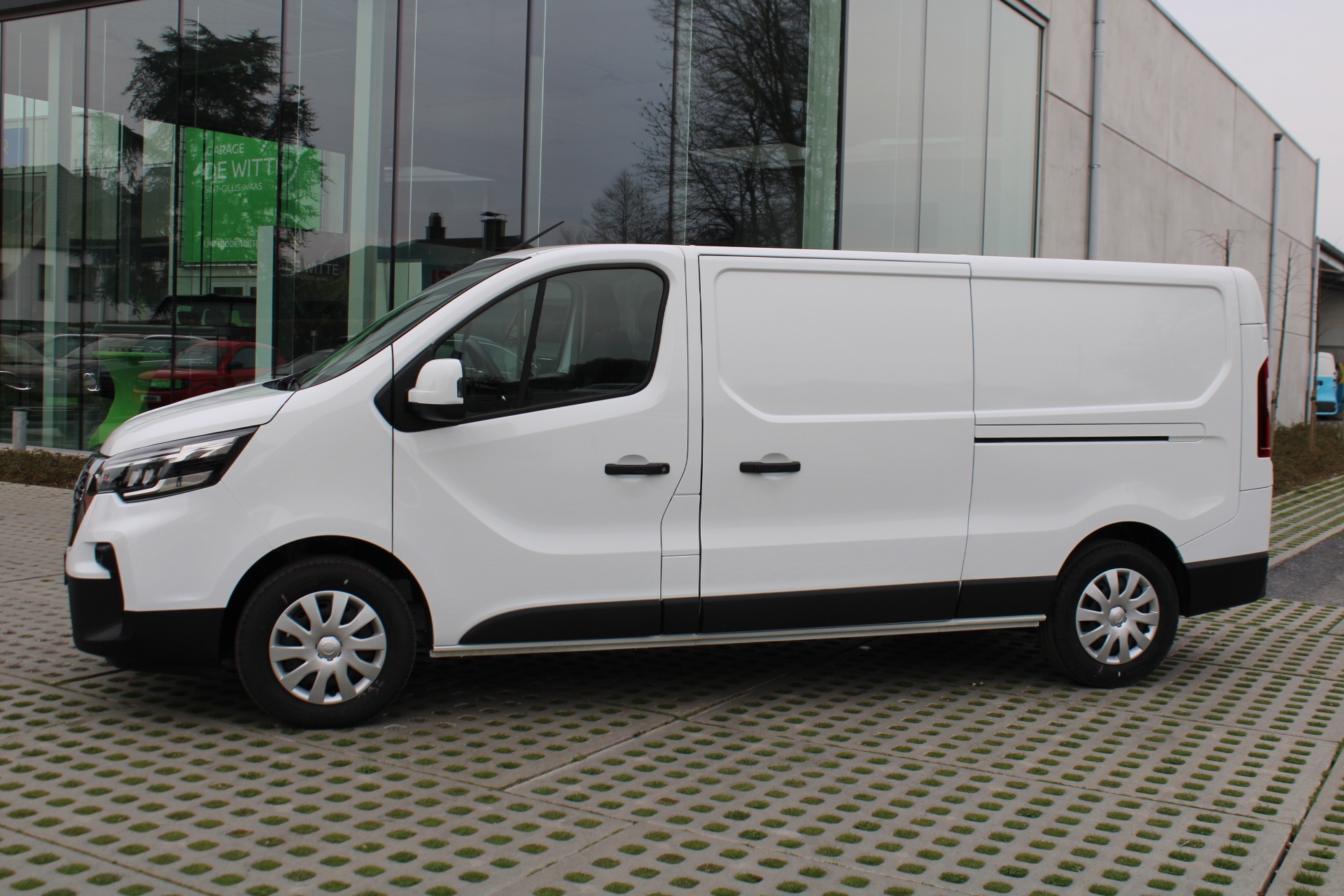 Nissan Primastar Van L2H1 150pk N-Connecta + Cargo Pack + Trekhaak