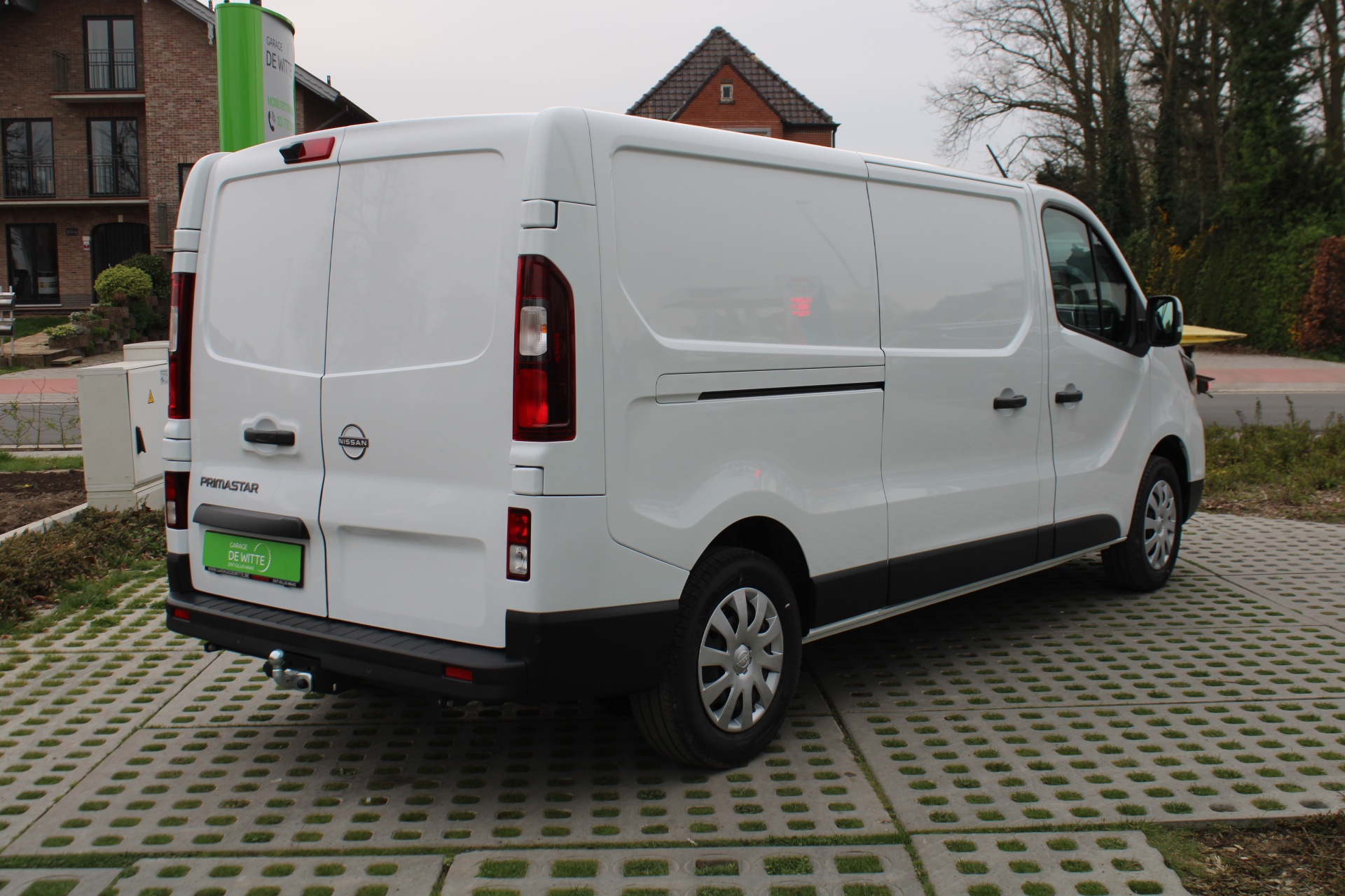 Nissan Primastar Van L2H1 150pk DCT N-Connecta + Schuifdeur links & rechts