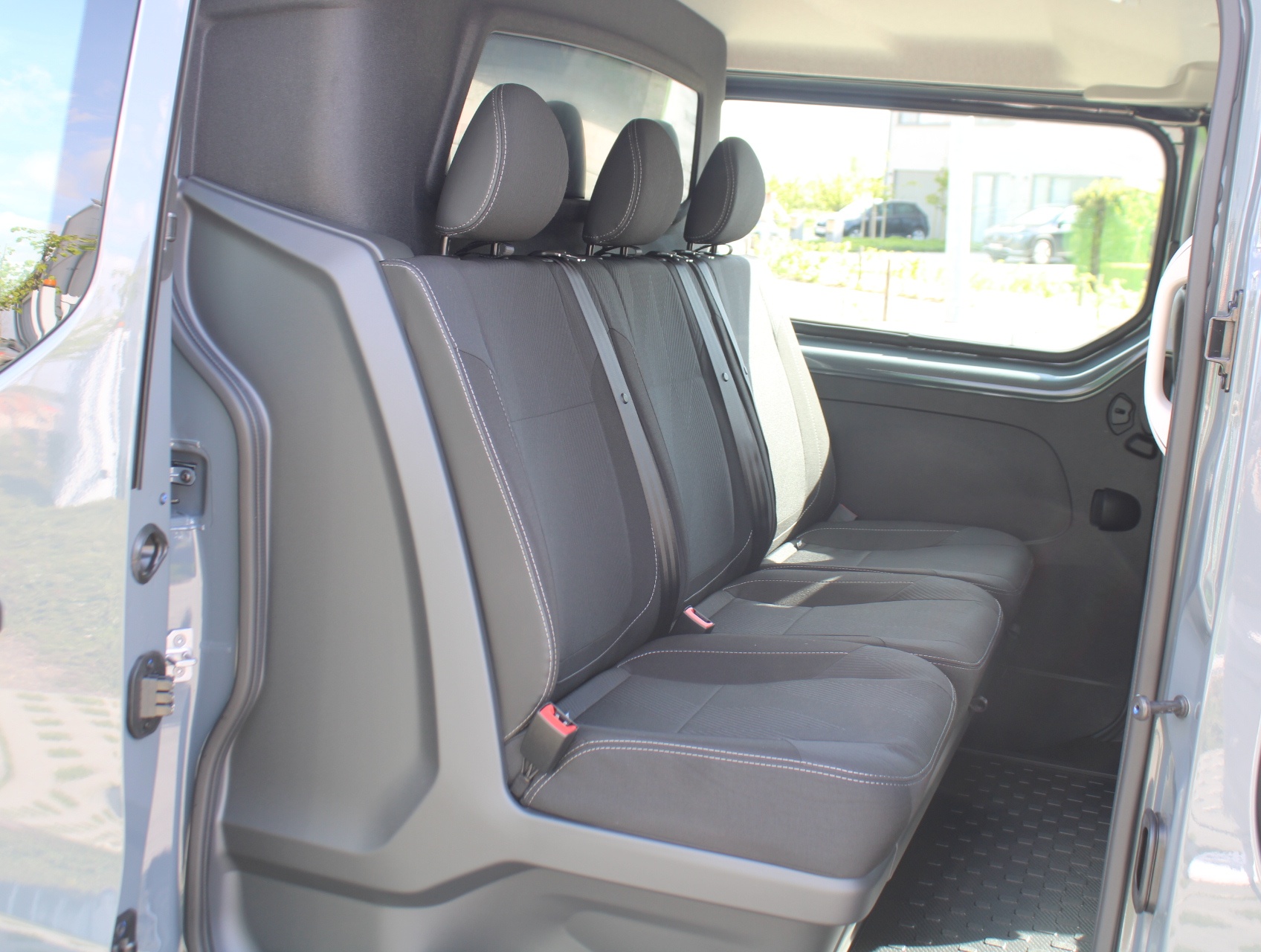 Nissan Primastar Dubbele Cabine L2H1 150pk DCT Tekna