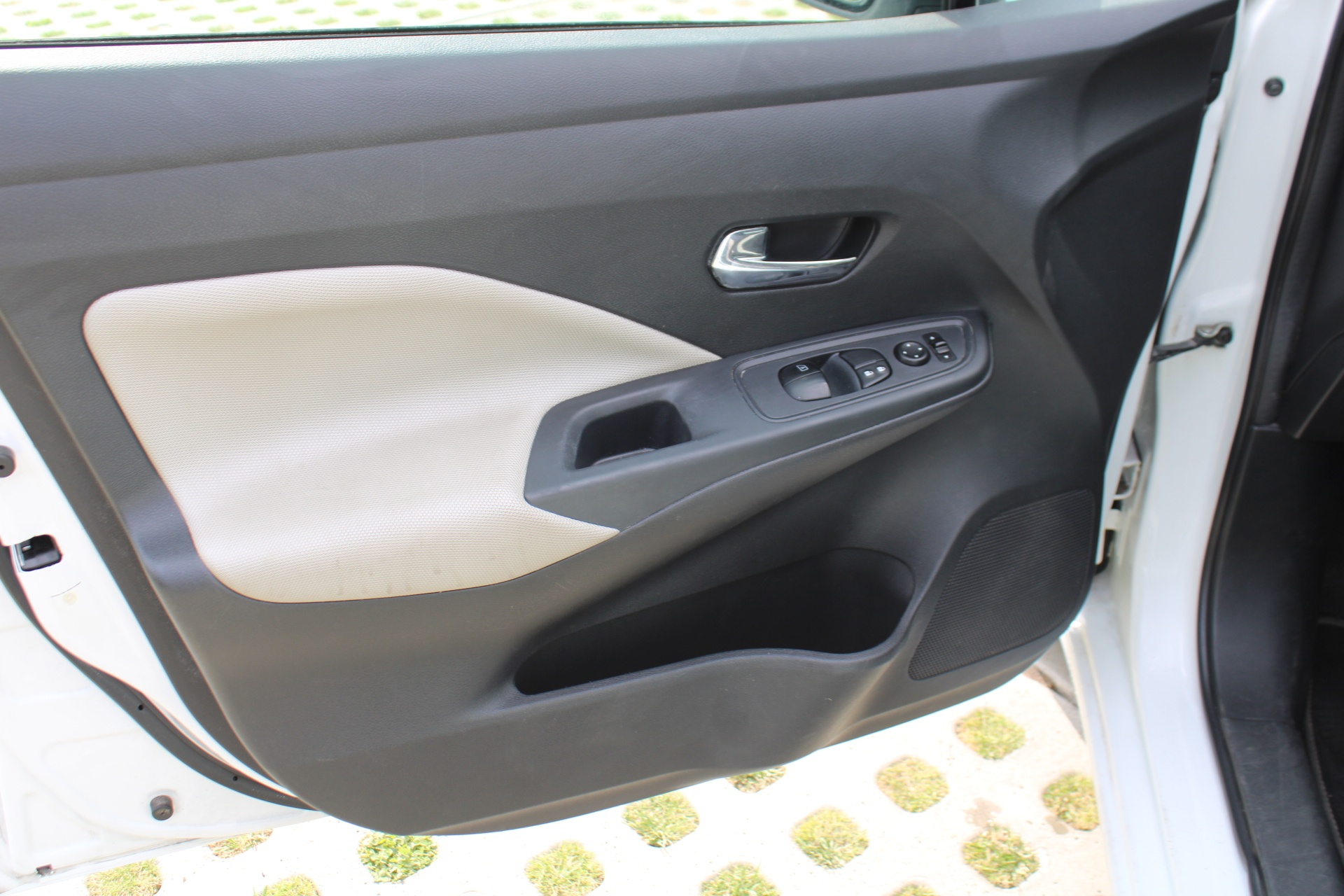Nissan Micra Acenta IG-T 90pk MT