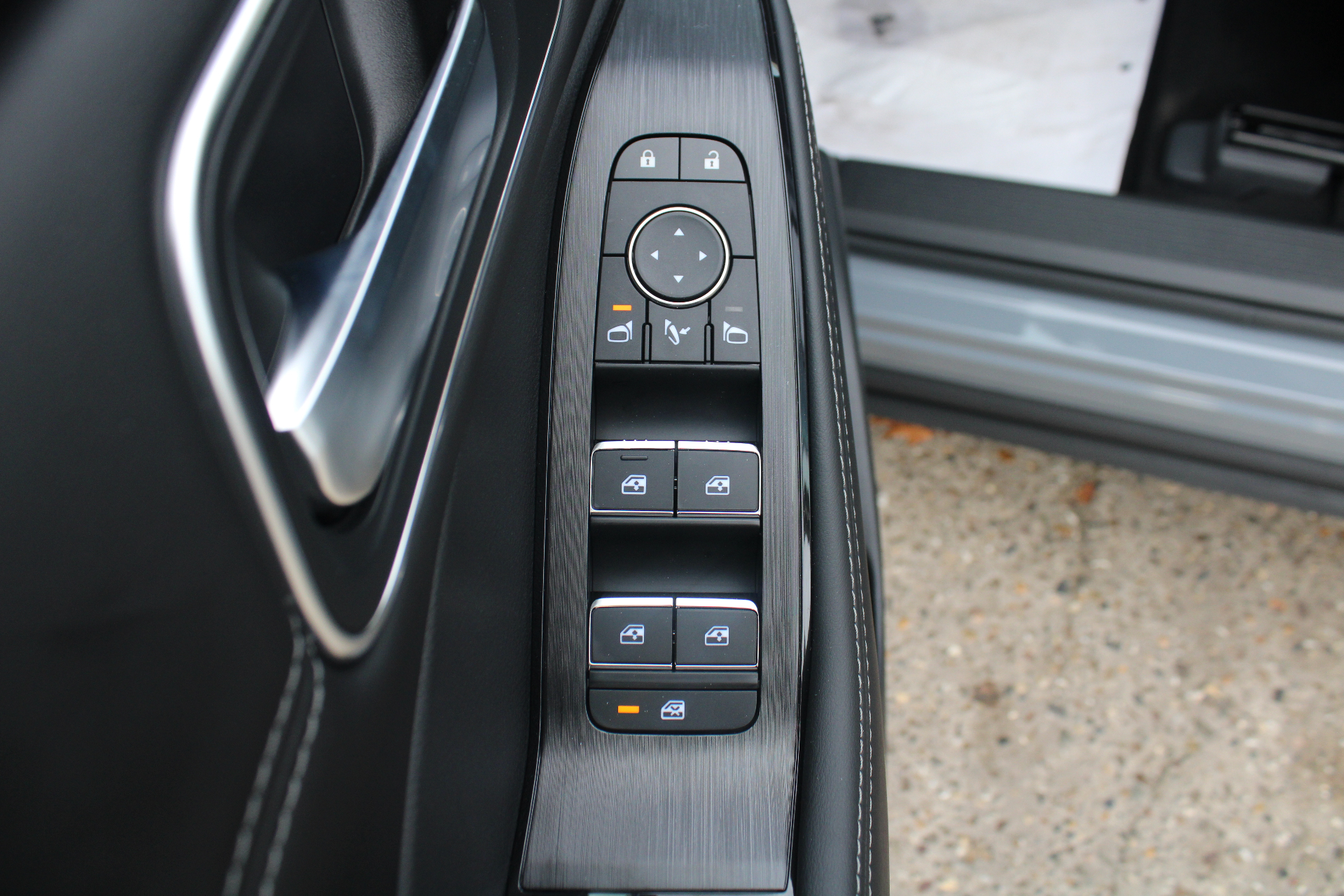 Nissan X-Trail e-Power Tekna + Glass Roof