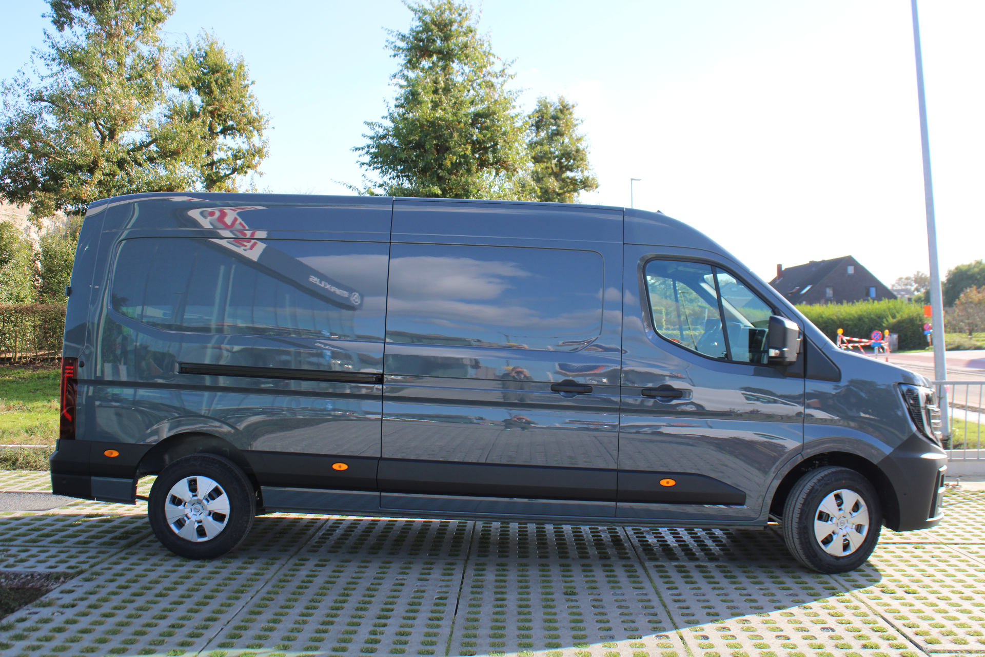 Nissan Interstar VAN L2H2 dCi 170pk AT Tekna + Cargo Pack