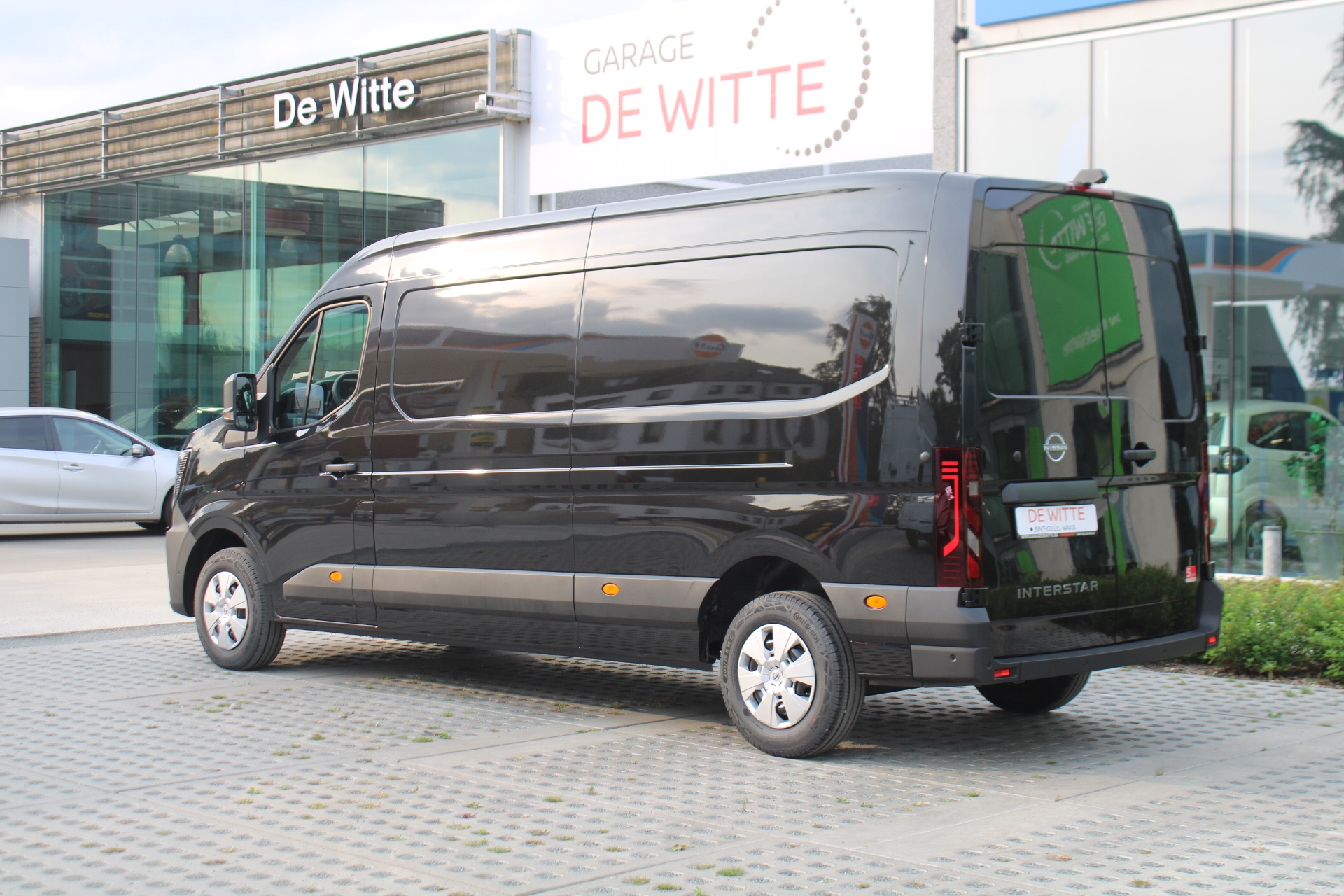Nissan Interstar VAN L3H2 dCi 170pk AT Tekna + Cargo Pack