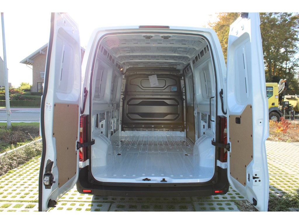 Nissan Interstar Dubbele Cabine L3H2 dCi 150pk N-Connecta