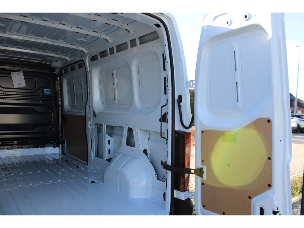 Nissan Interstar Dubbele Cabine L3H2 dCi 150pk N-Connecta