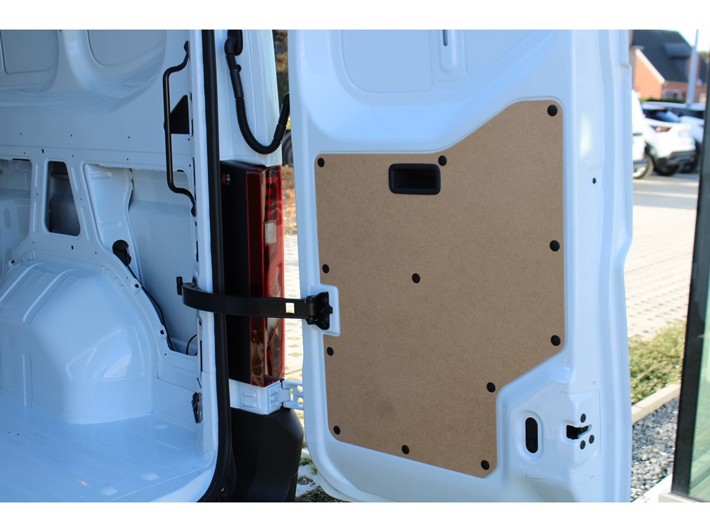 Nissan Interstar Dubbele Cabine L3H2 dCi 150pk N-Connecta