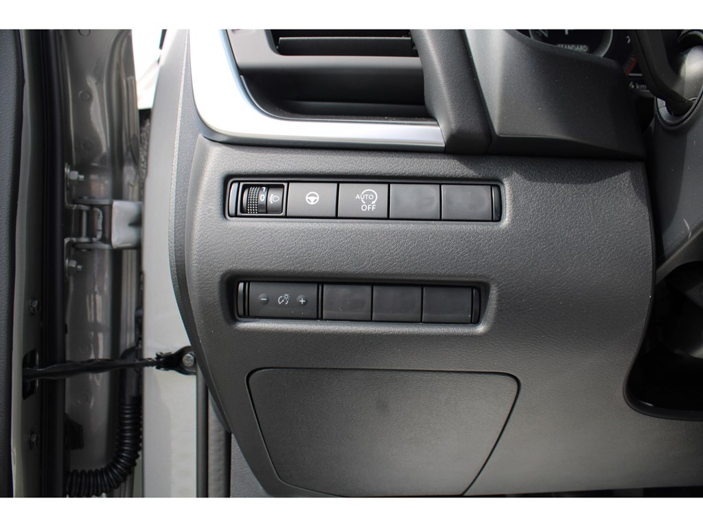 Nissan QASHQAI Mild-Hybrid 140pk M/T N-Connecta + Glass Roof + Cold Pack