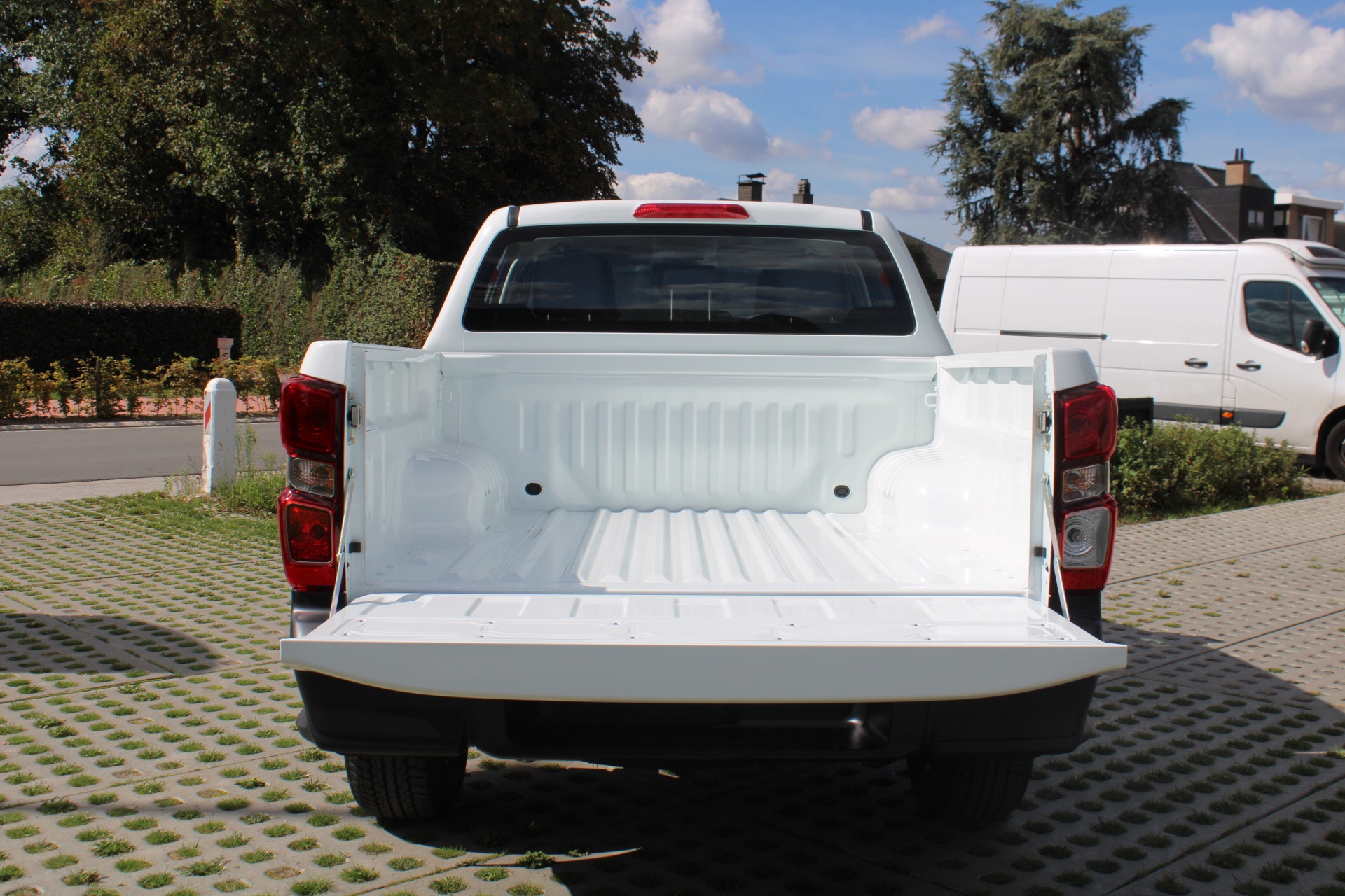 Isuzu D-Max 2.2d Double Cab L