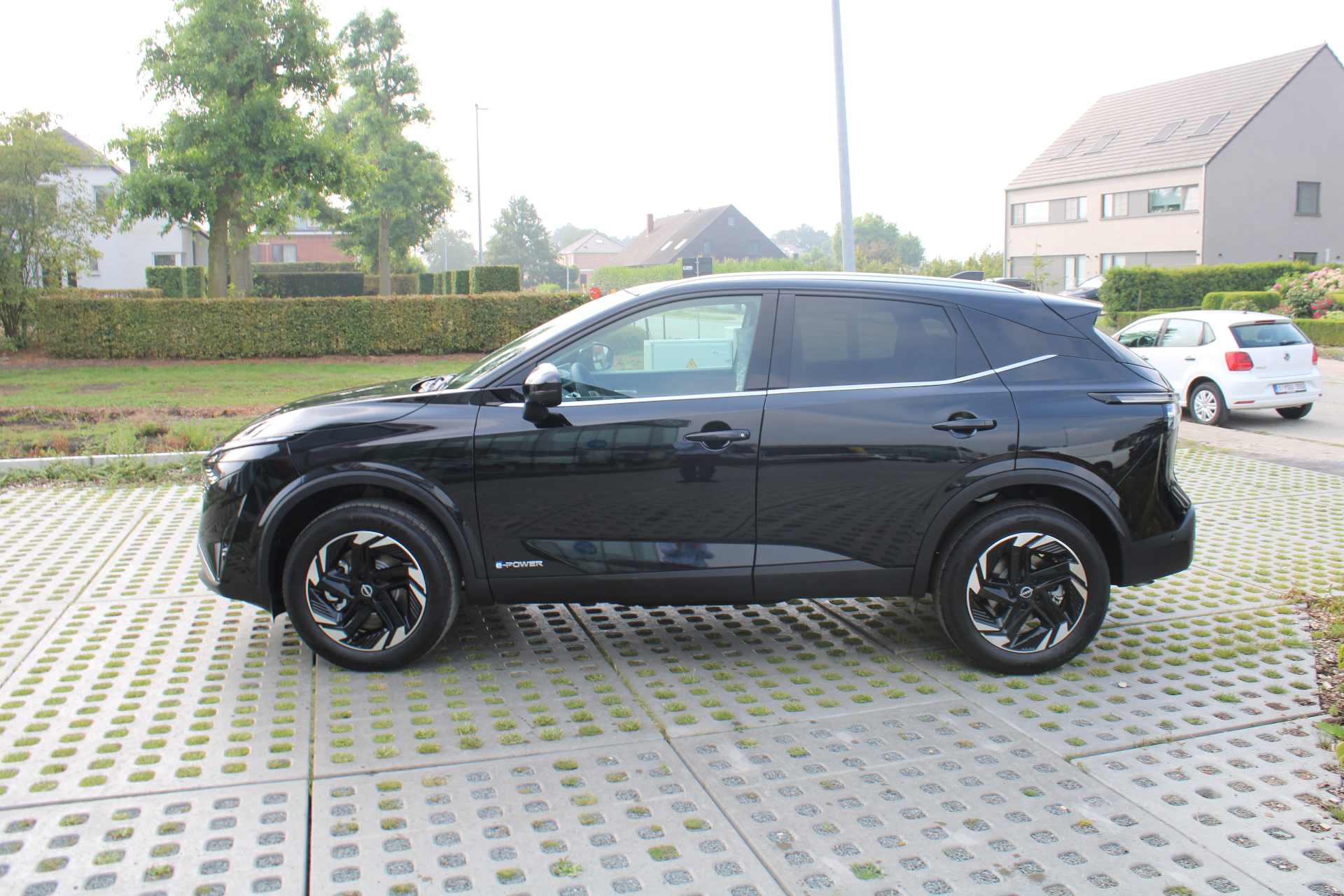 Nissan QASHQAI Mild-Hybrid N-Connecta Xtronic + Glass Roof + Easy Pack
