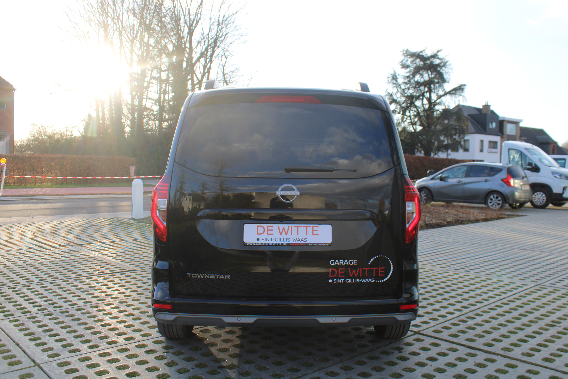 Nissan Townstar COMBI L1H1 N-CONNECTA 130pk (Automaat) + Design Pack
