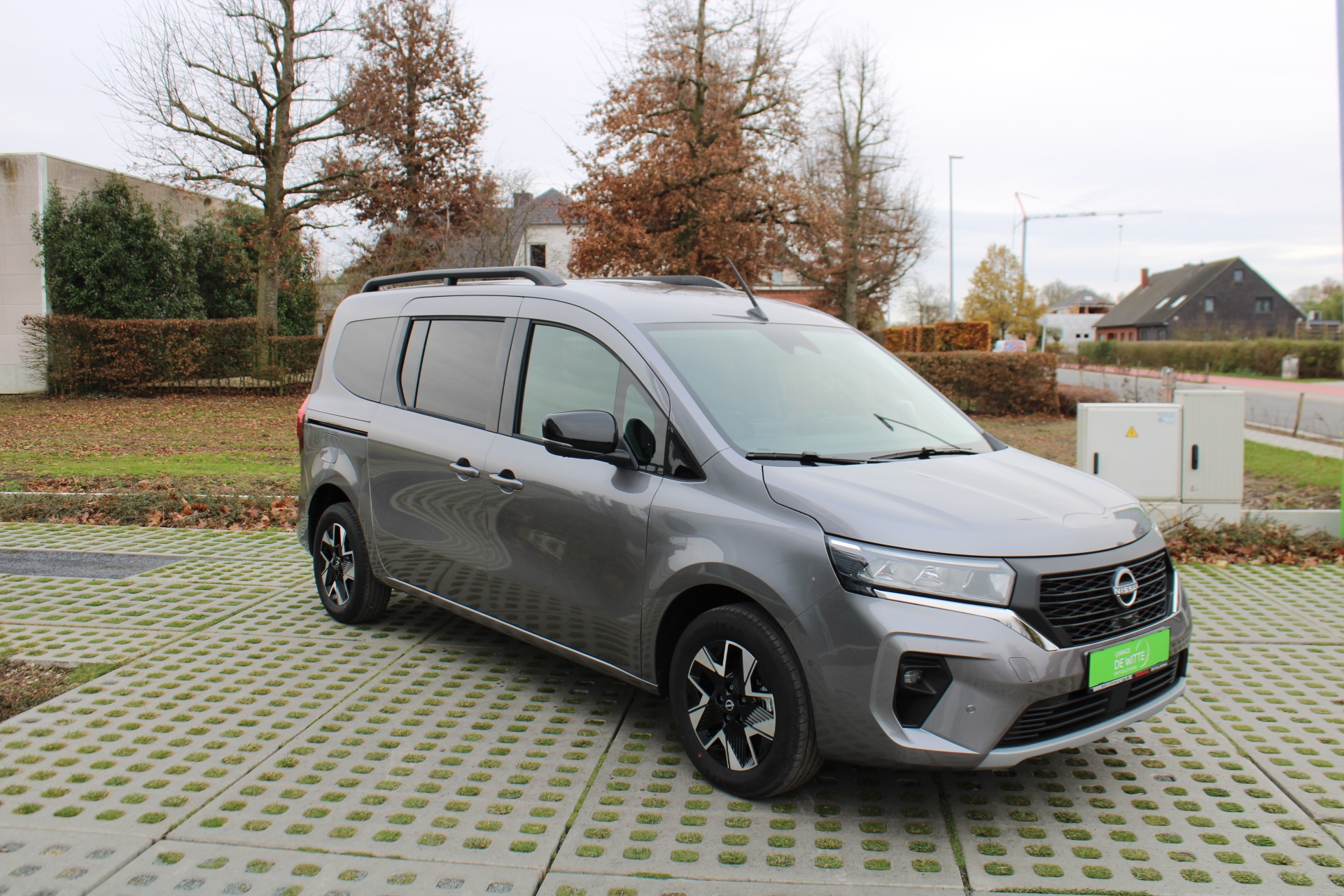 Nissan Townstar COMBI L1H1 N-CONNECTA 130pk (Automaat) + Design Pack