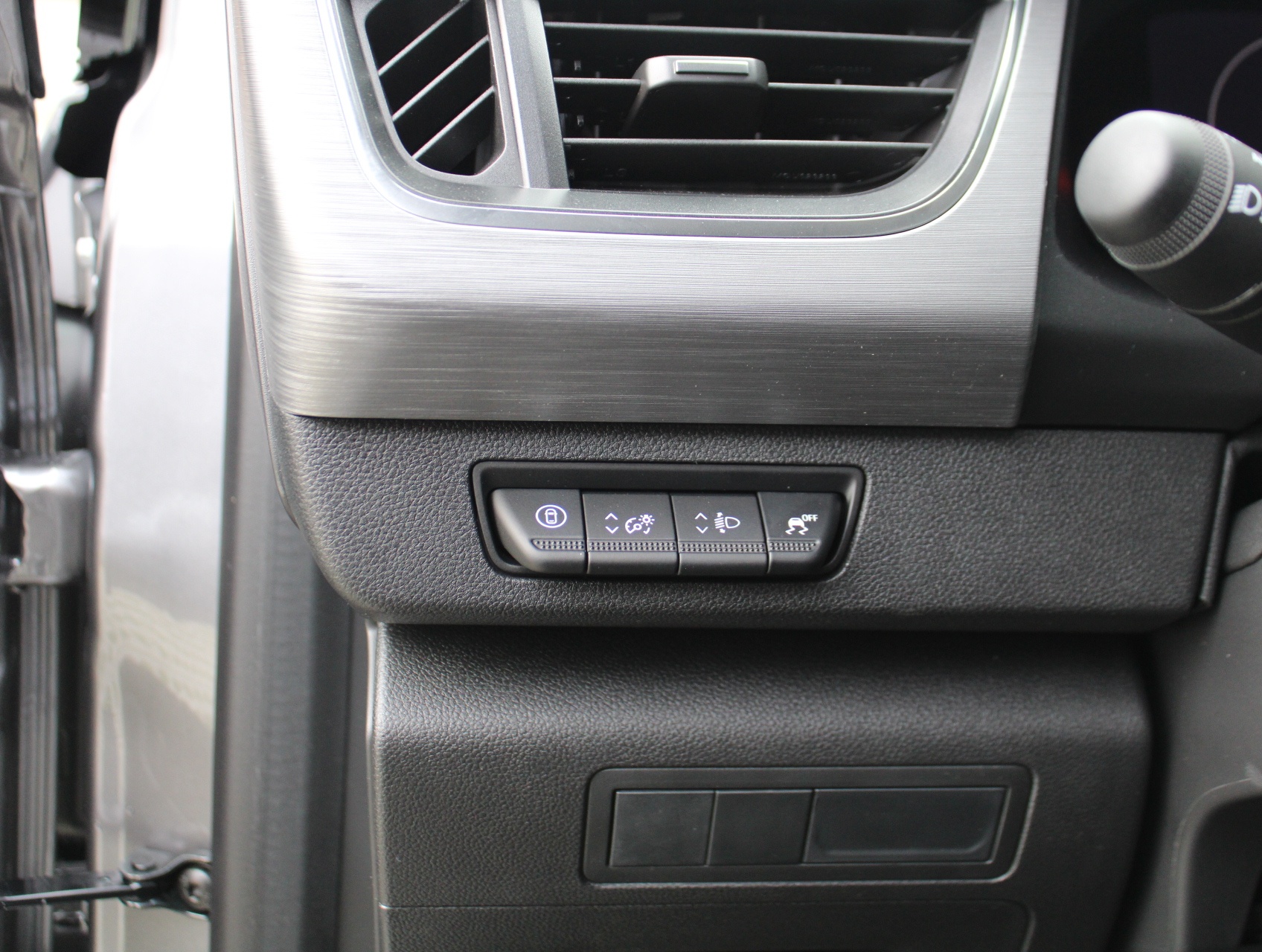Nissan Townstar COMBI L1H1 N-CONNECTA 130pk (Automaat) + Design Pack