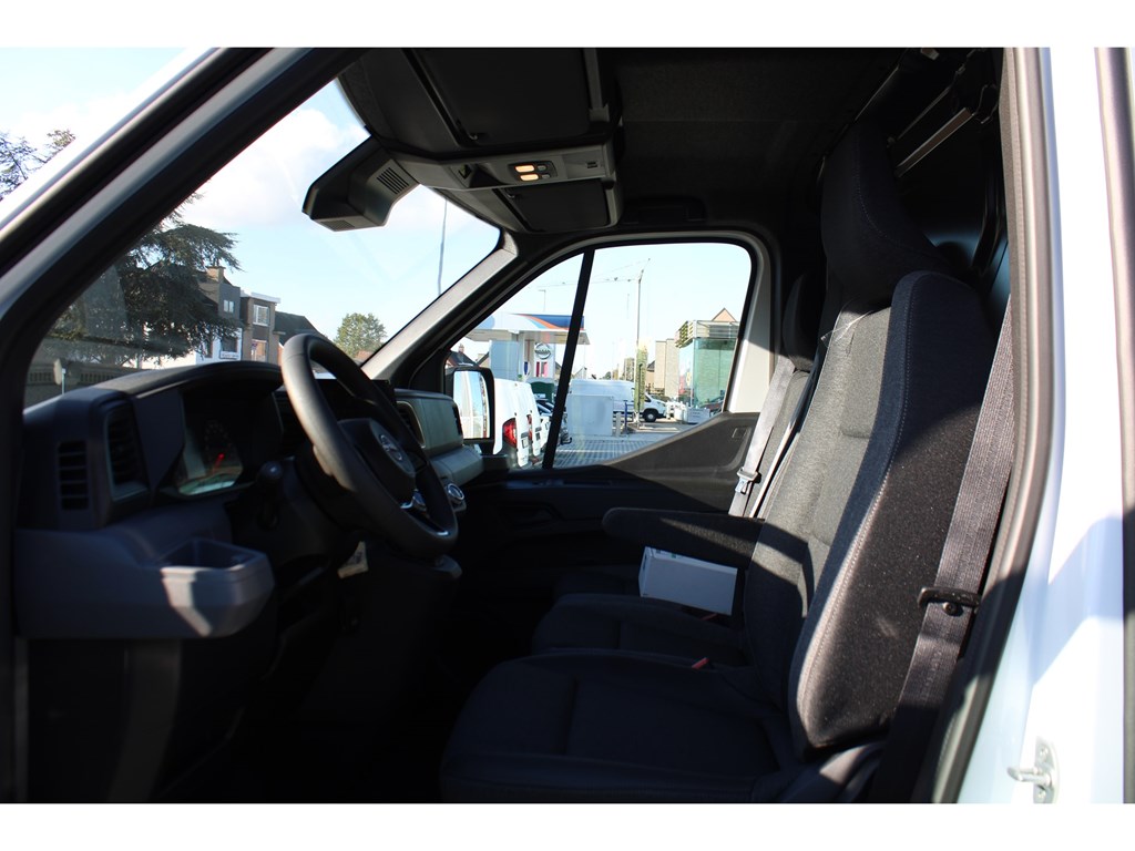 Nissan Interstar VAN L2H2 dCi 130pk N-Connecta