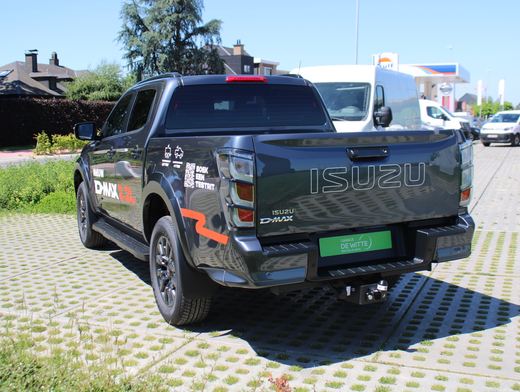 Isuzu D-Max 2.2d Double Cab LSE AT8 + Diff. Lock + 360° Camera