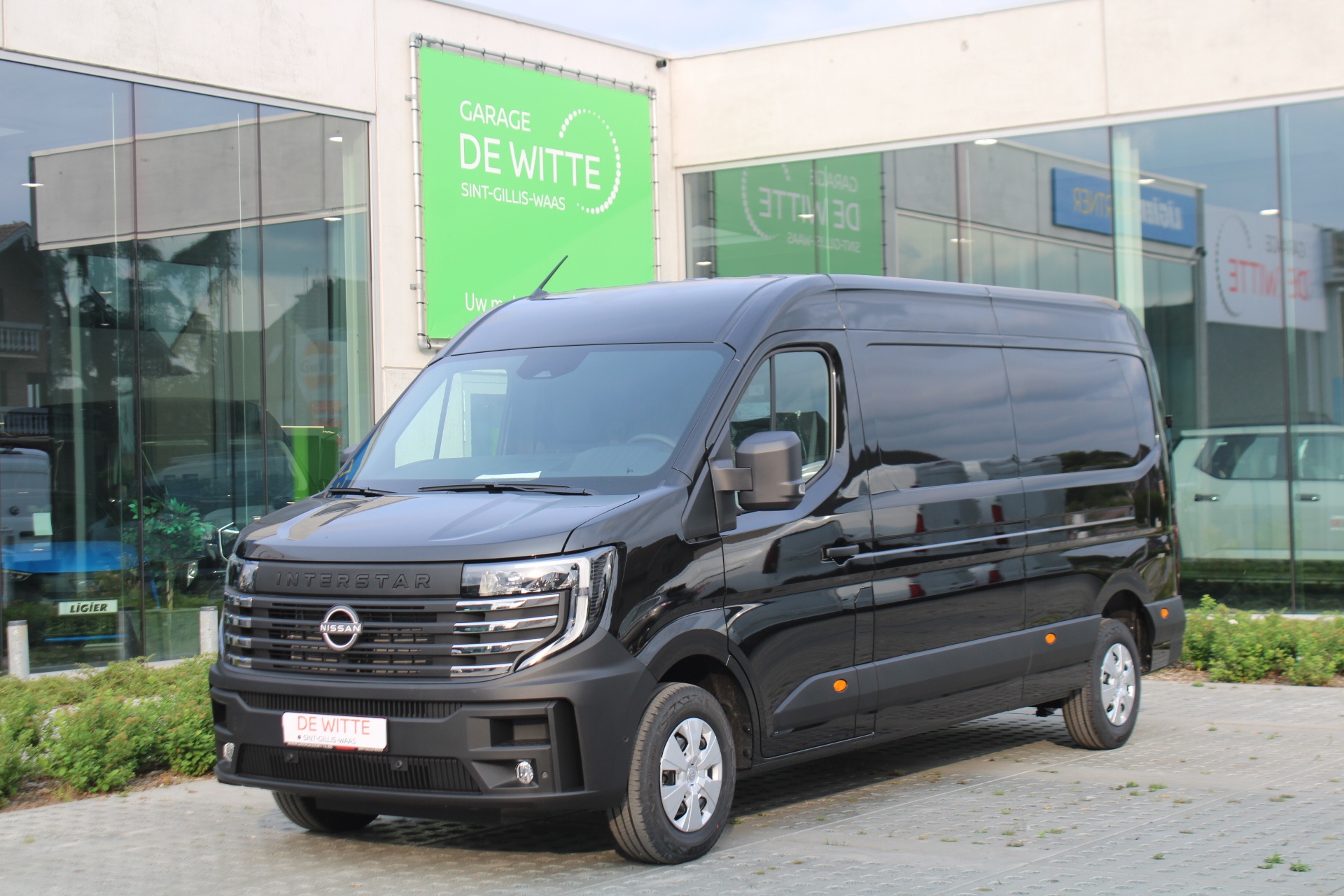 Nissan Interstar VAN L2H2 dCi 170pk AT N-Connecta