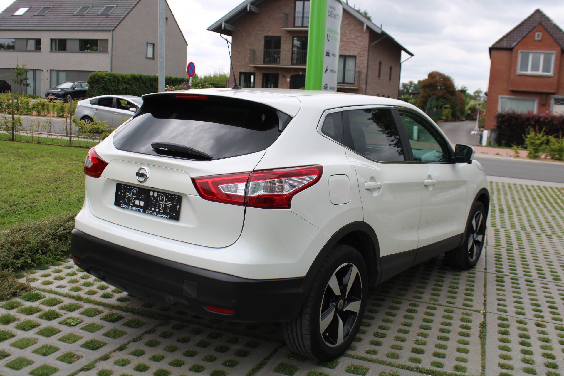 Nissan QASHQAI N-Connecta 115pk  DIG-T + Vision Pack