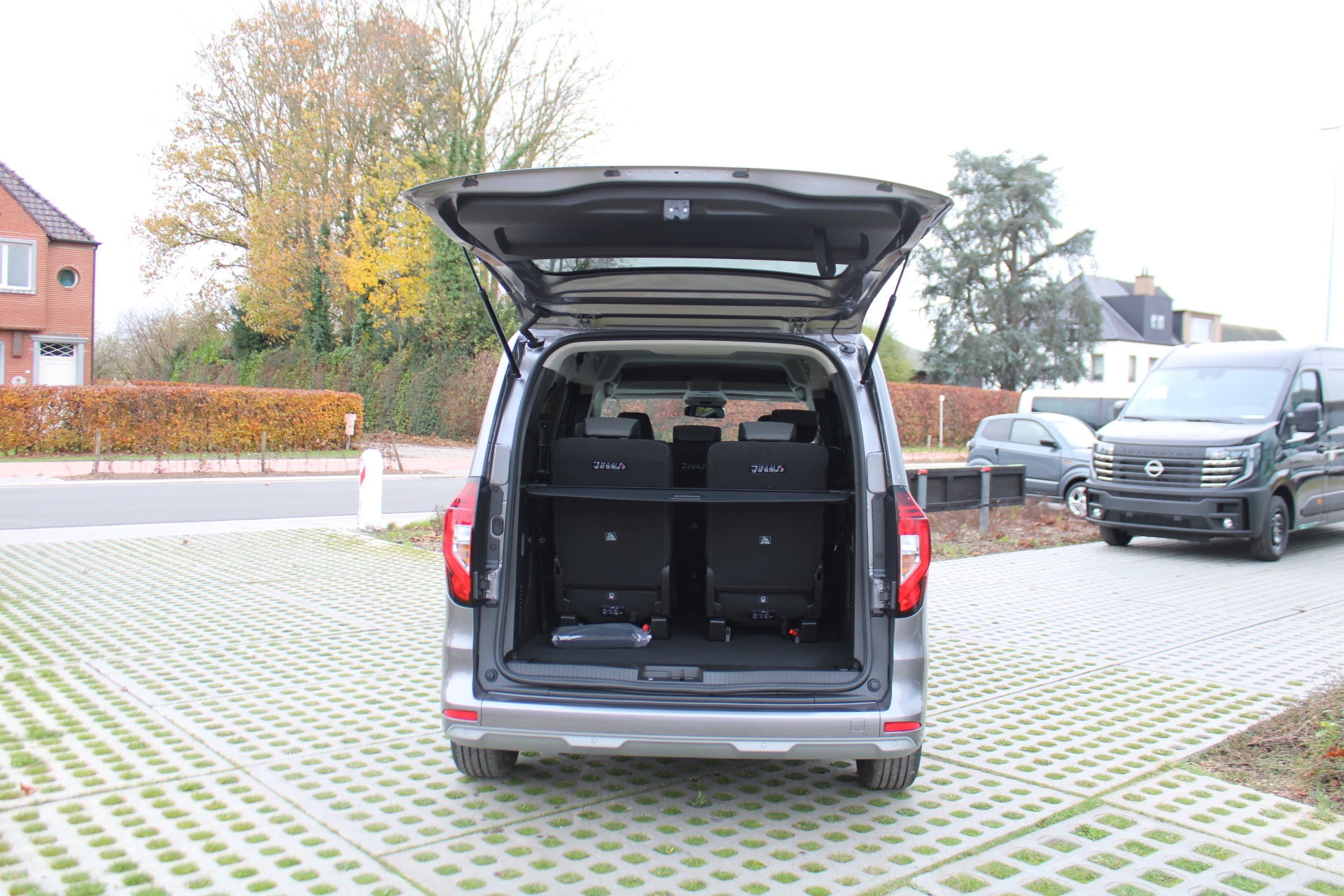 Nissan Townstar COMBI L2H1 TEKNA (Automaat) – 7 Zitplaatsen