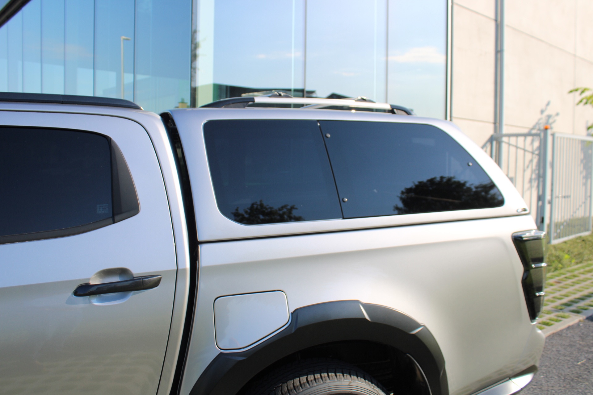 Isuzu D-Max 2.2d Double Cab LSE + DIFF LOCK + 360° CAMERA