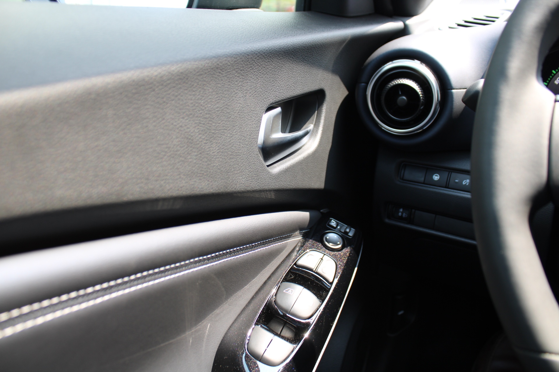 Nissan Juke HEV Pulse