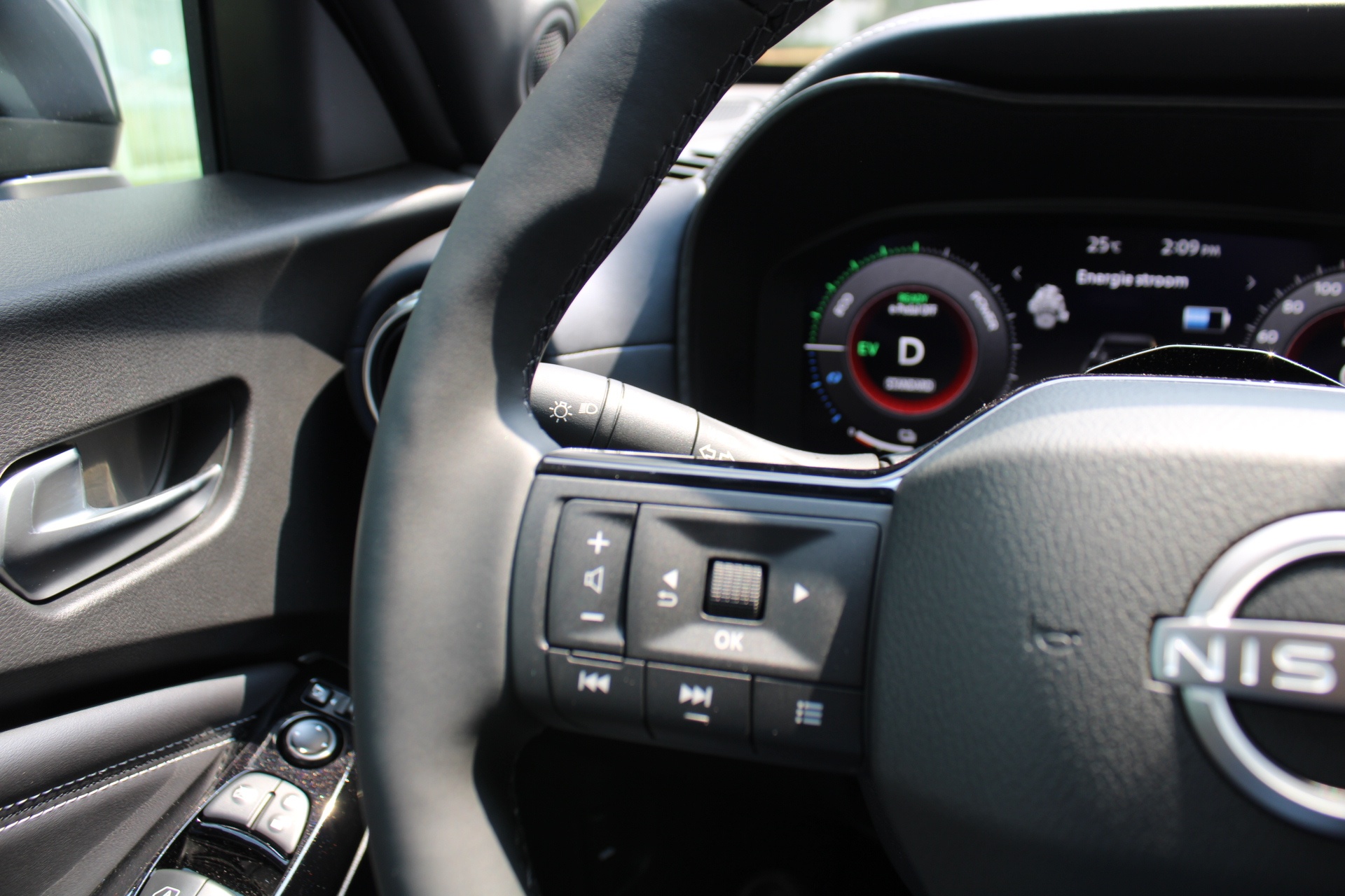 Nissan Juke HEV Pulse